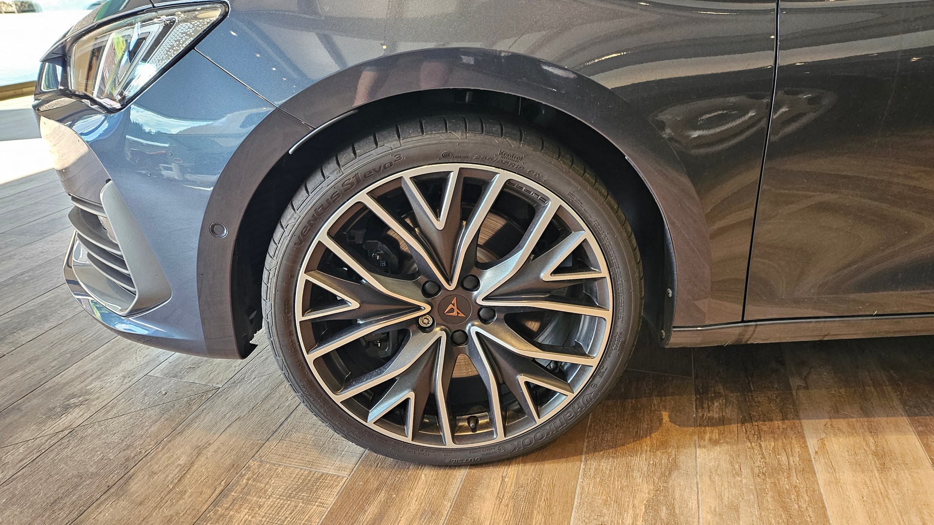 CUPRA LEON ST 2.0 TSI VZ DSG 4Drive-image-16