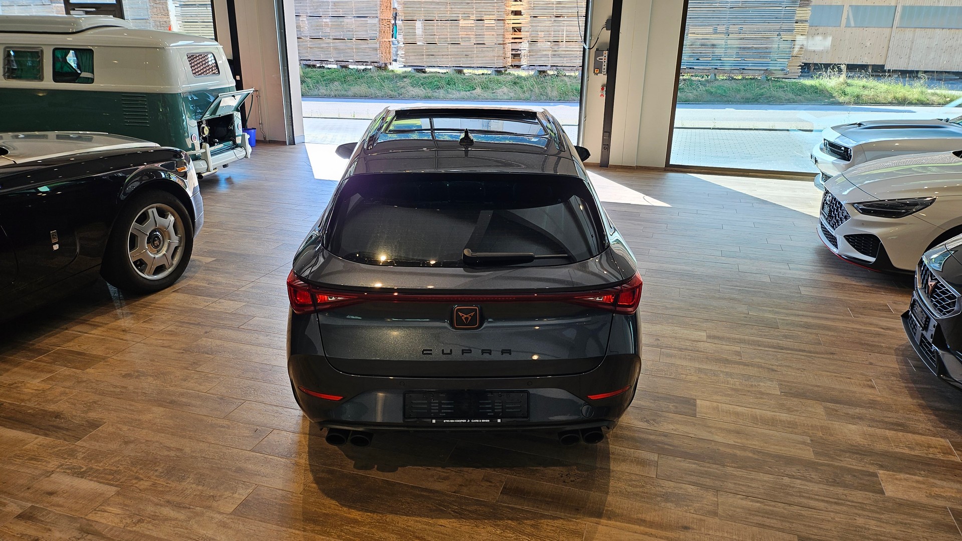 CUPRA LEON ST 2.0 TSI VZ DSG 4Drive-image-11