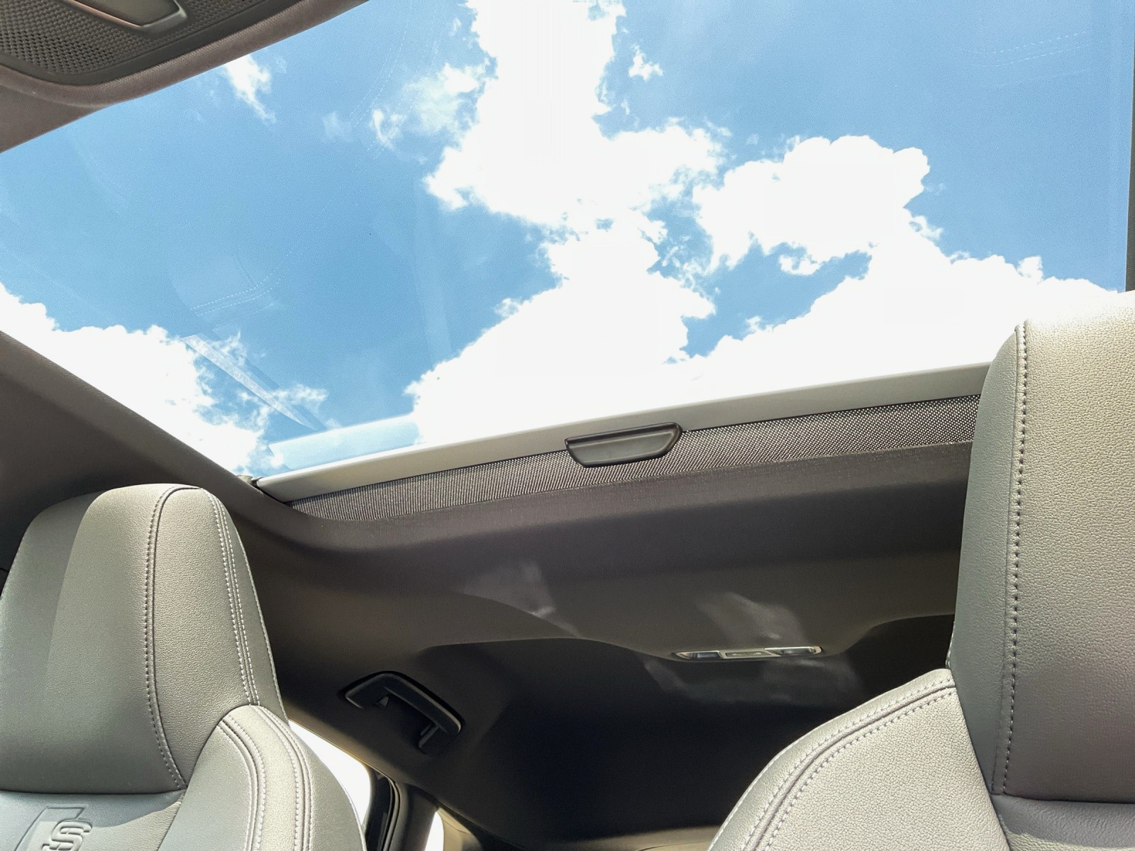 AUDI A3 Sportback 35 TFSI Attraction S-tronic-image-14