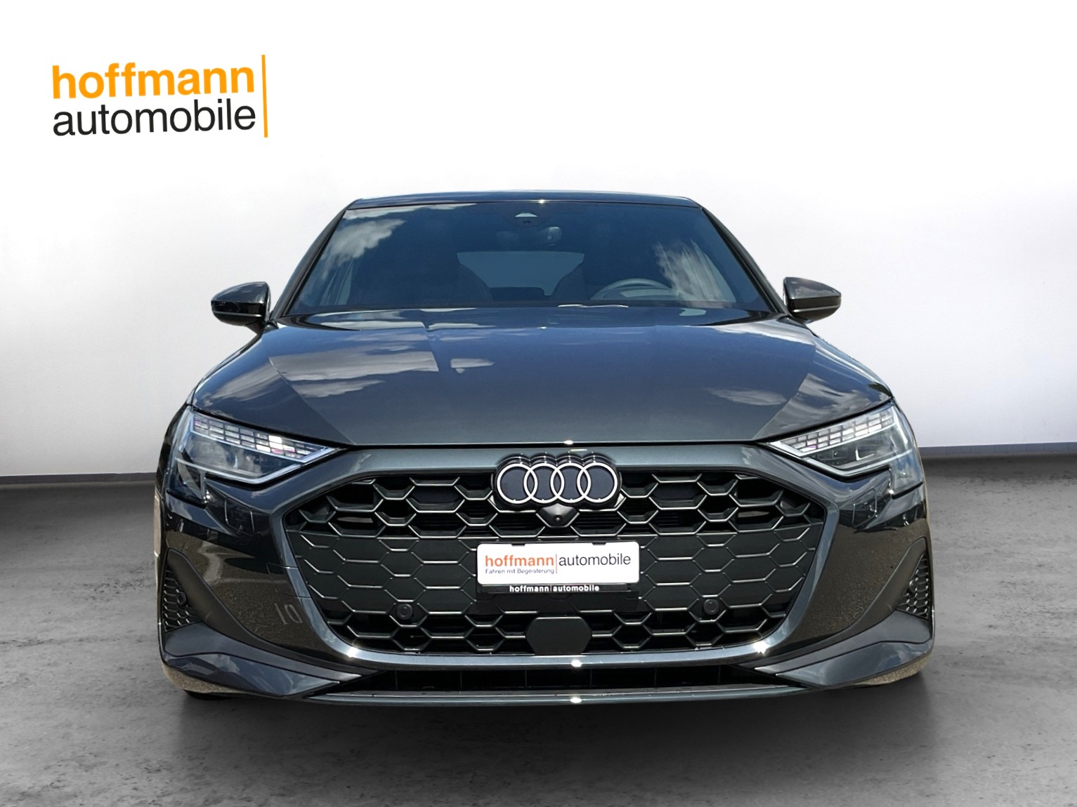 AUDI A3 Sportback 35 TFSI Attraction S-tronic-image-1