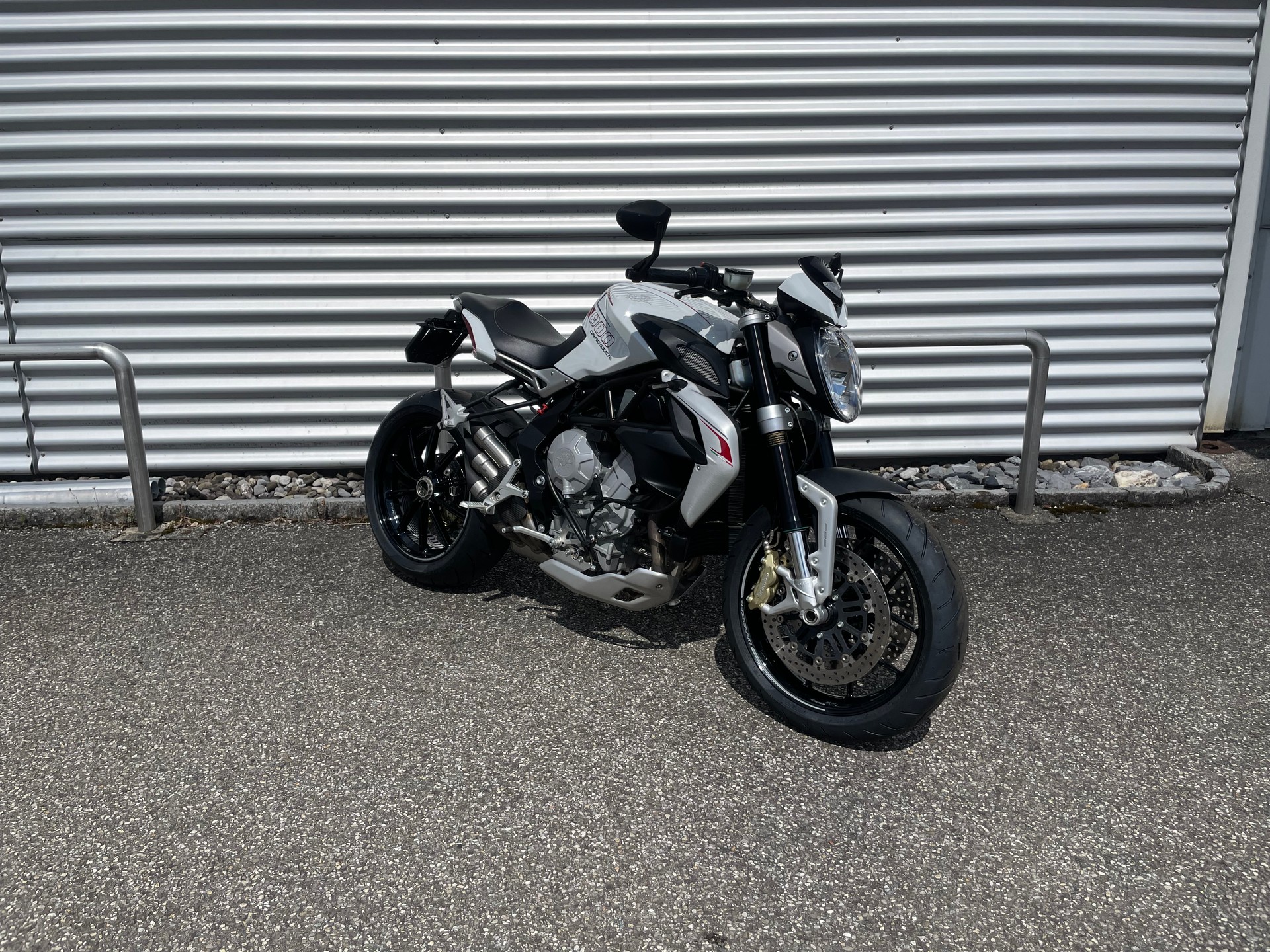 MV AGUSTA Dragster 800 ABS-image-2