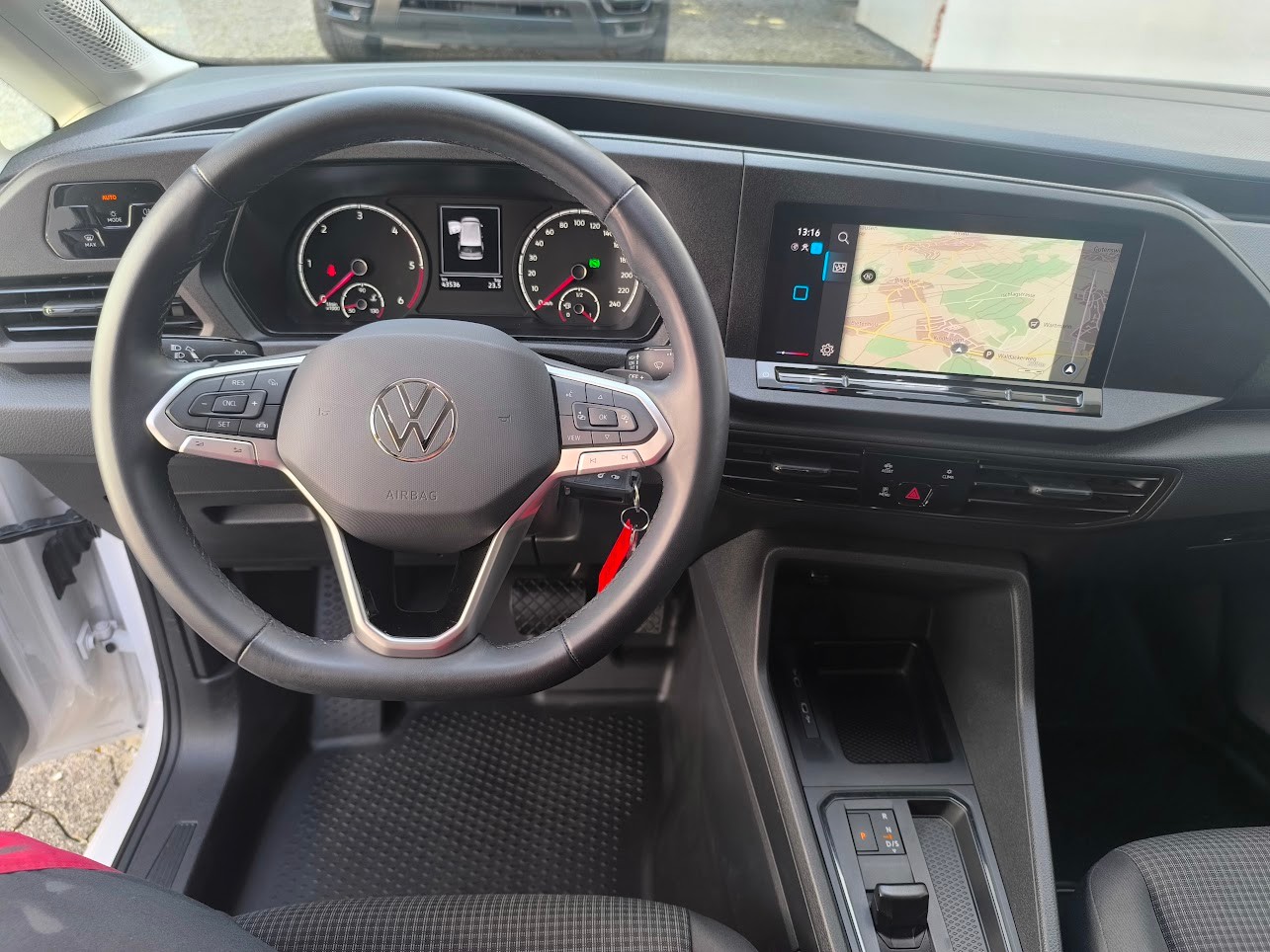 VW Caddy Cargo 2.0TDI DSG-image-10