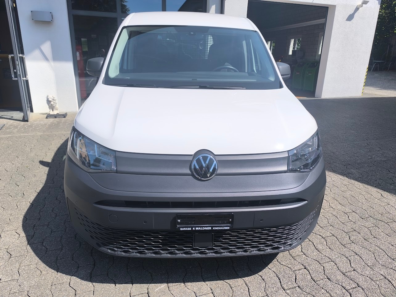 VW Caddy Cargo 2.0TDI DSG-image-5