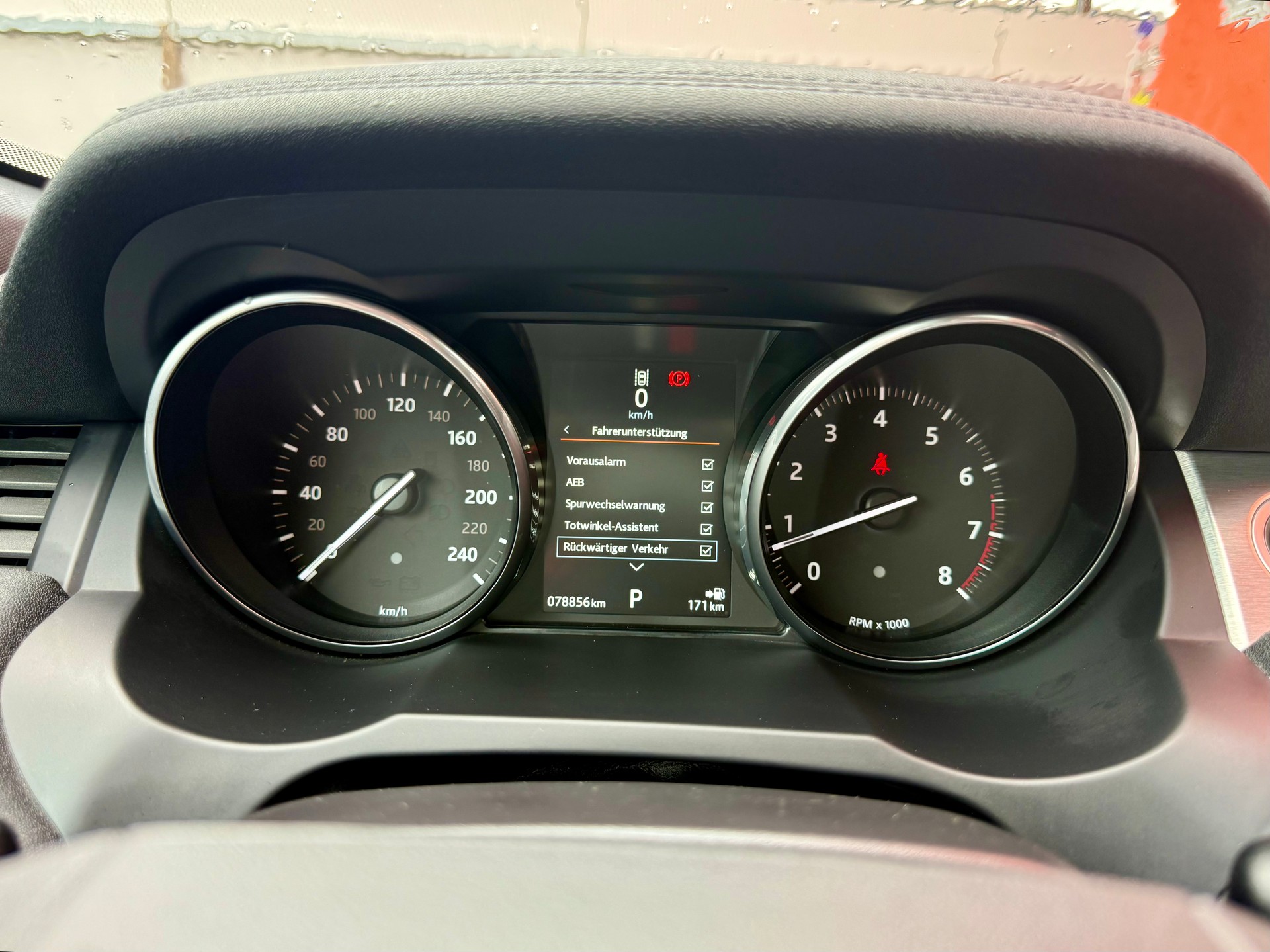 LAND ROVER Range Rover Evoque 2.0 Si4 HSE Dynamic AT9-image-8