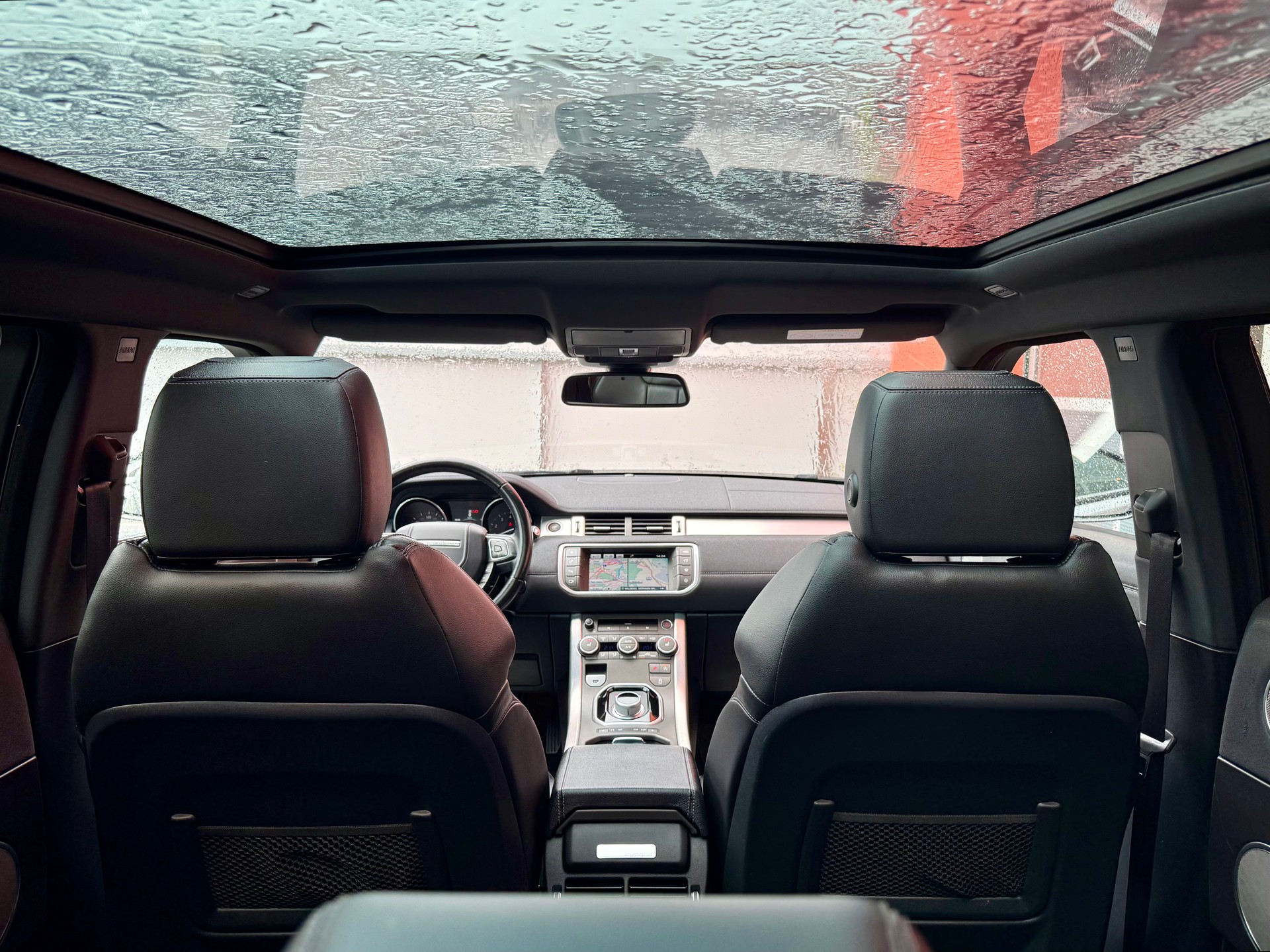LAND ROVER Range Rover Evoque 2.0 Si4 HSE Dynamic AT9-image-5
