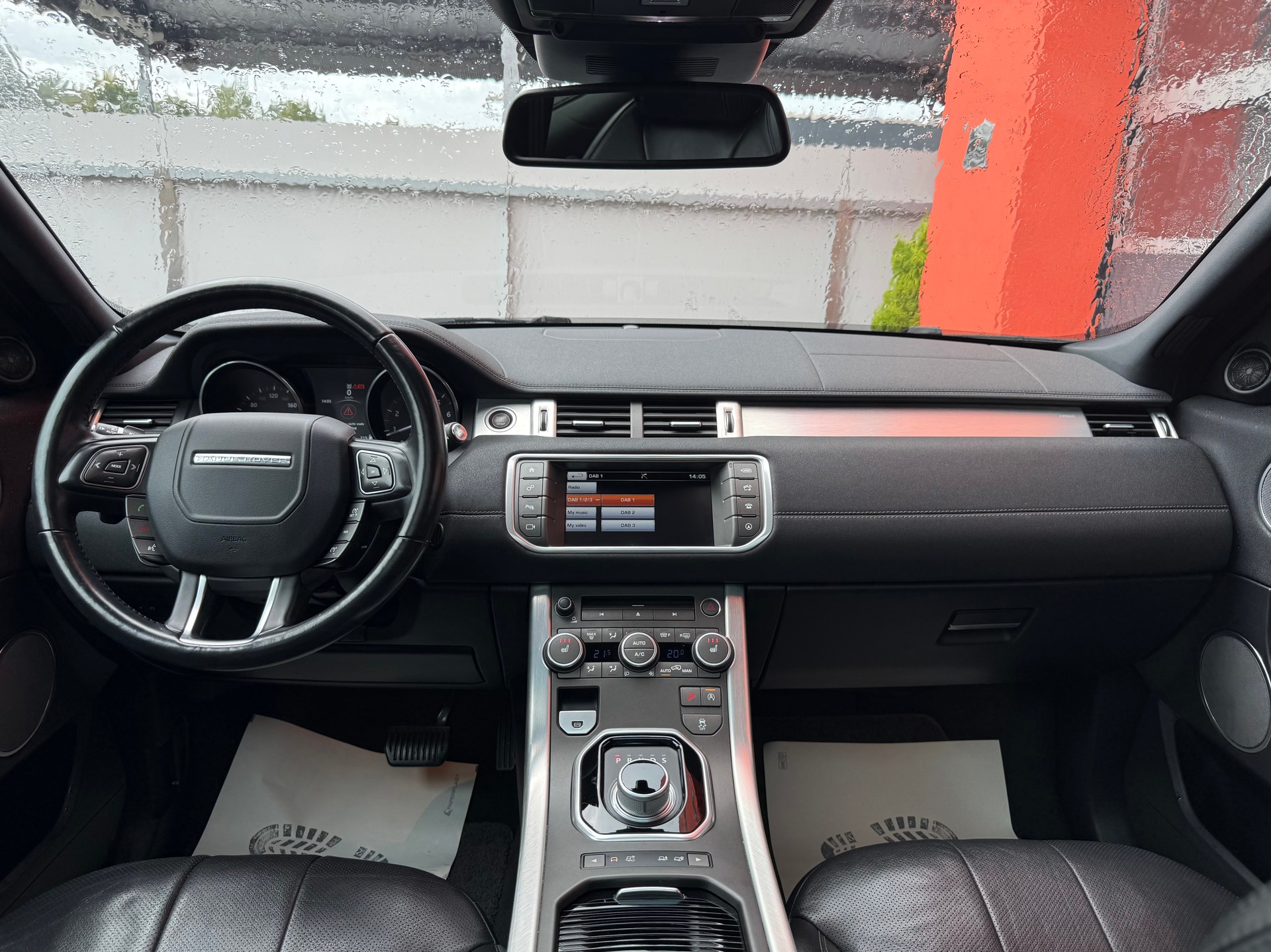 LAND ROVER Range Rover Evoque 2.0 Si4 HSE Dynamic AT9-image-6