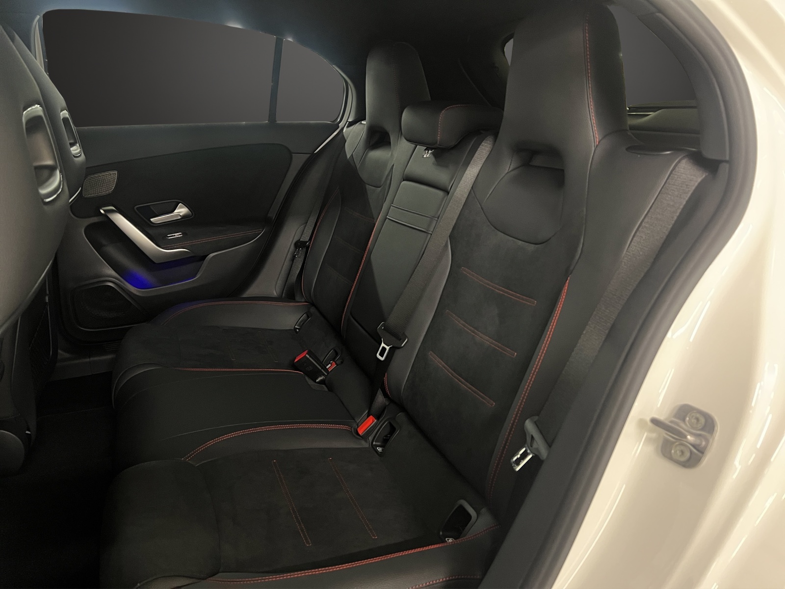 MERCEDES-BENZ A 250 e EQ Star 8G-DCT-image-14