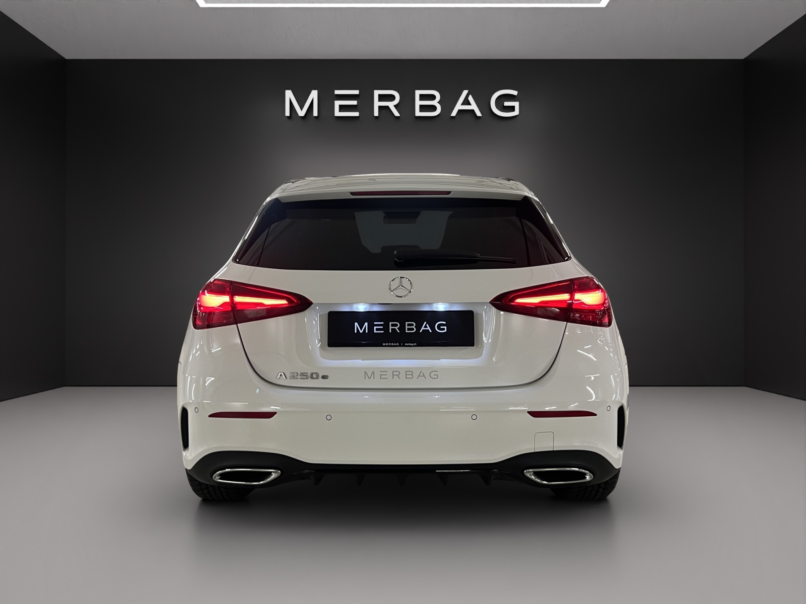 MERCEDES-BENZ A 250 e EQ Star 8G-DCT-image-6