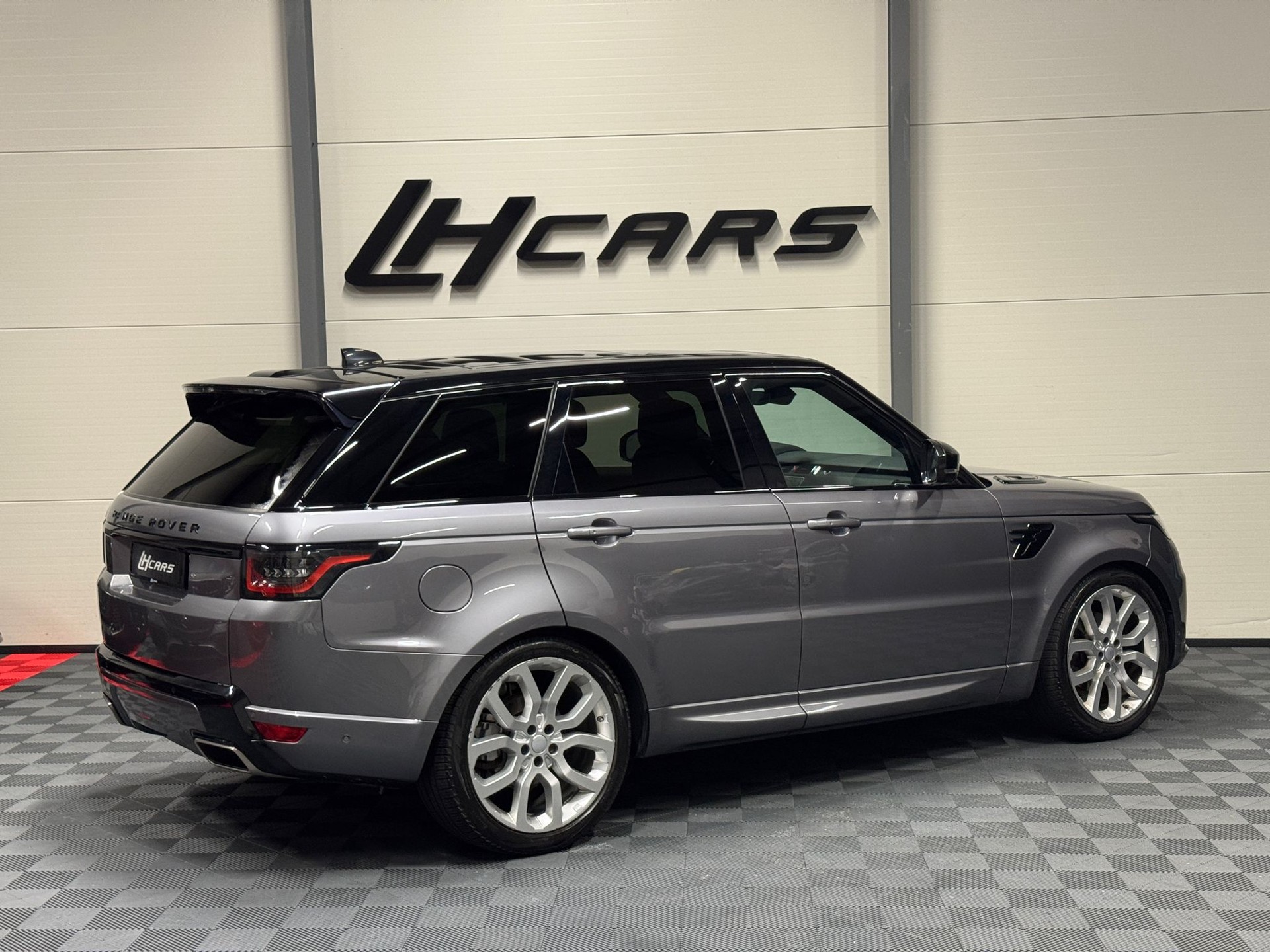LAND ROVER Range Rover Sport 3.0 I6D HSE Dynamic-image-4