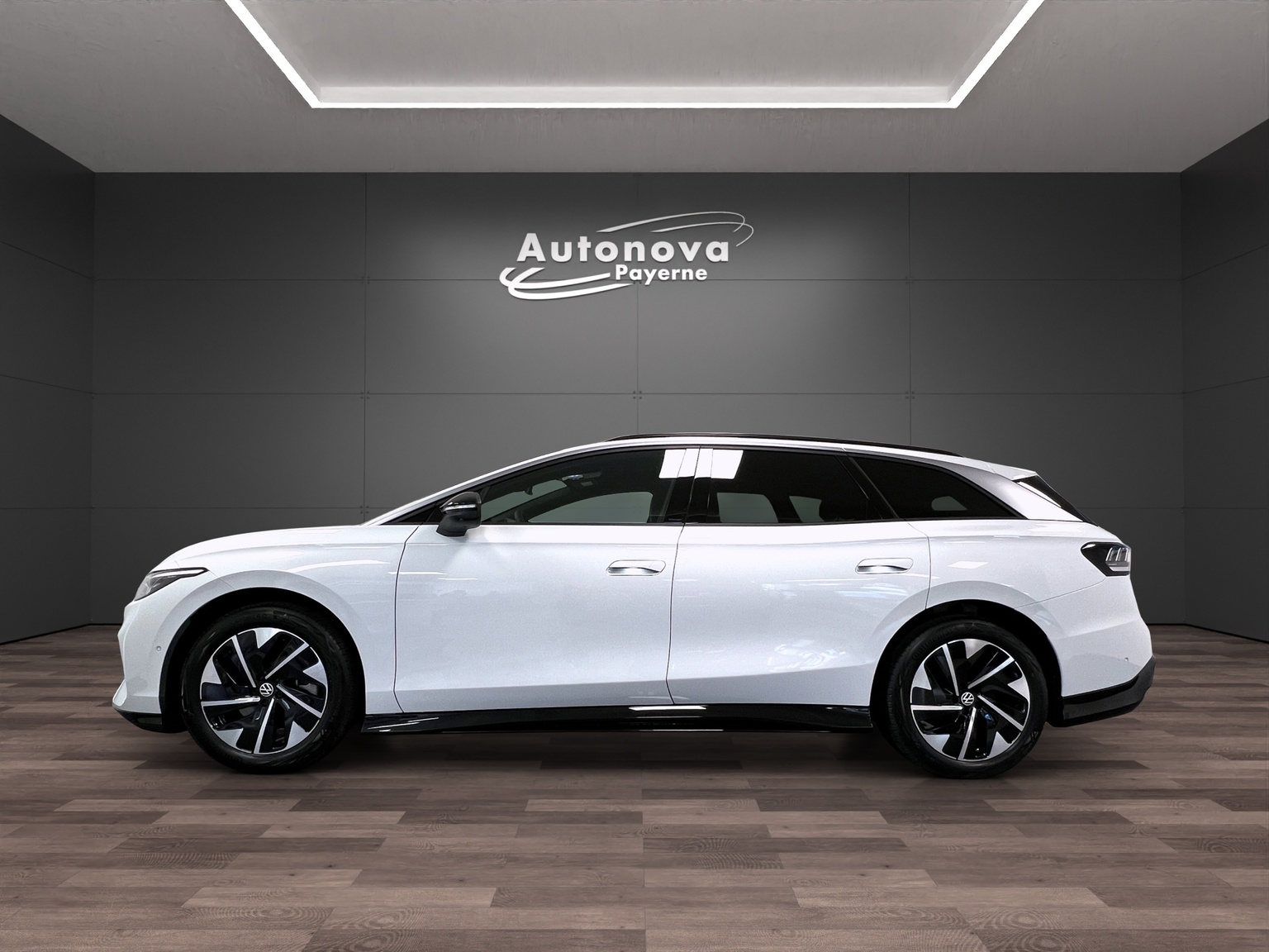 VW ID.7 Tourer Pro S 86 kWh Pro S United-image-2