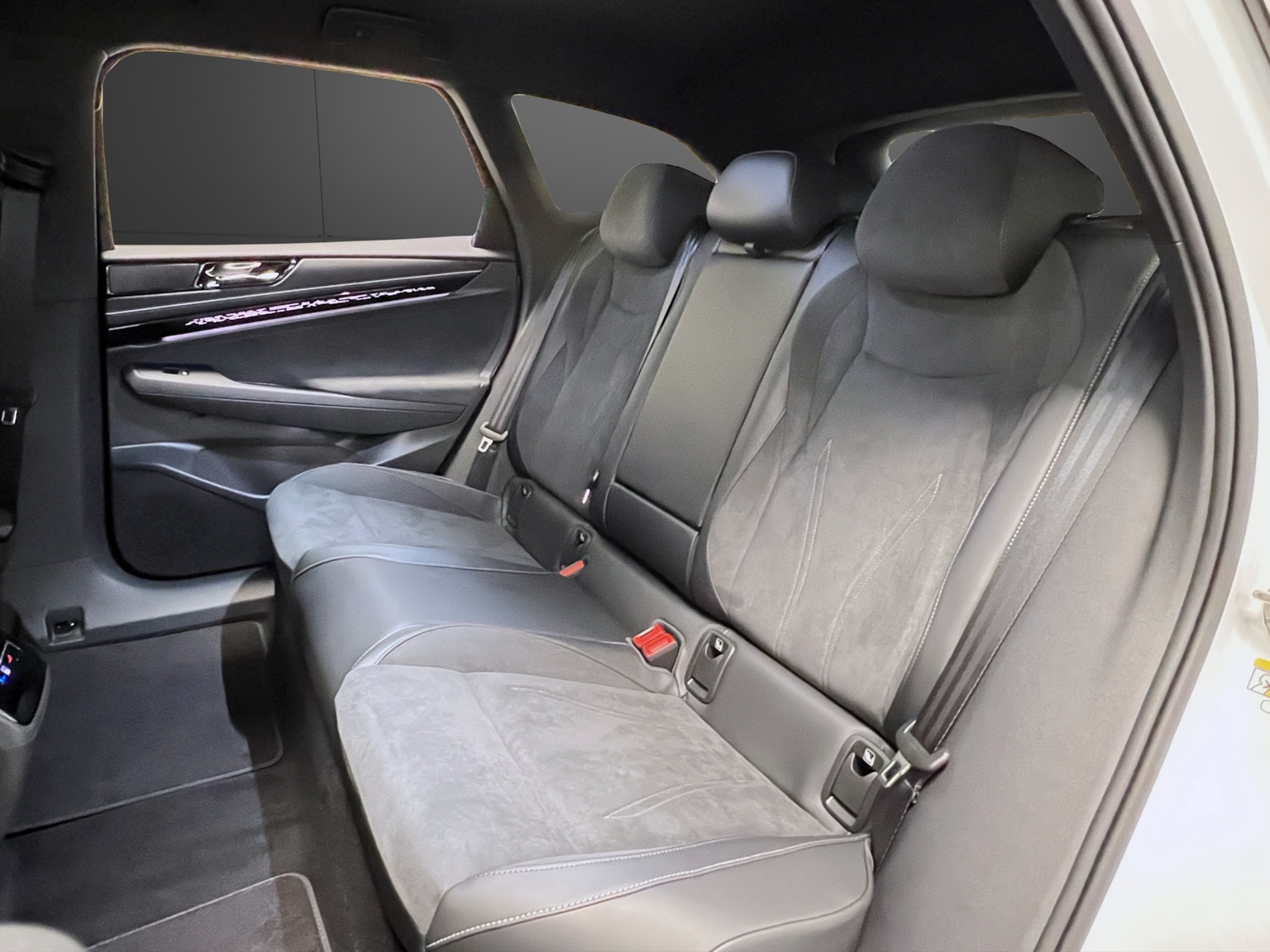 VW ID.7 Tourer Pro S 86 kWh Pro S United-image-8