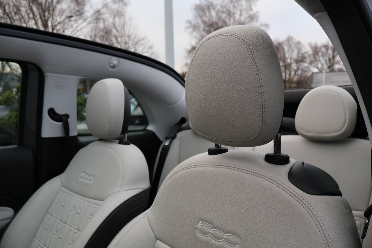 FIAT 500 Cabrio La Prima-image-14