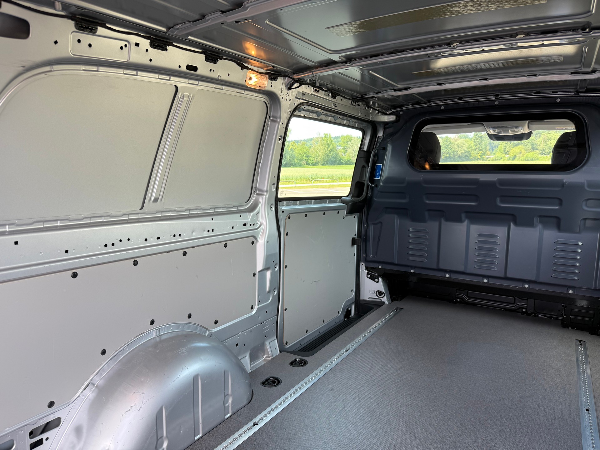 MERCEDES-BENZ Vito 114 CDI Extralang 9G-Tronic Base-showroom-element-3