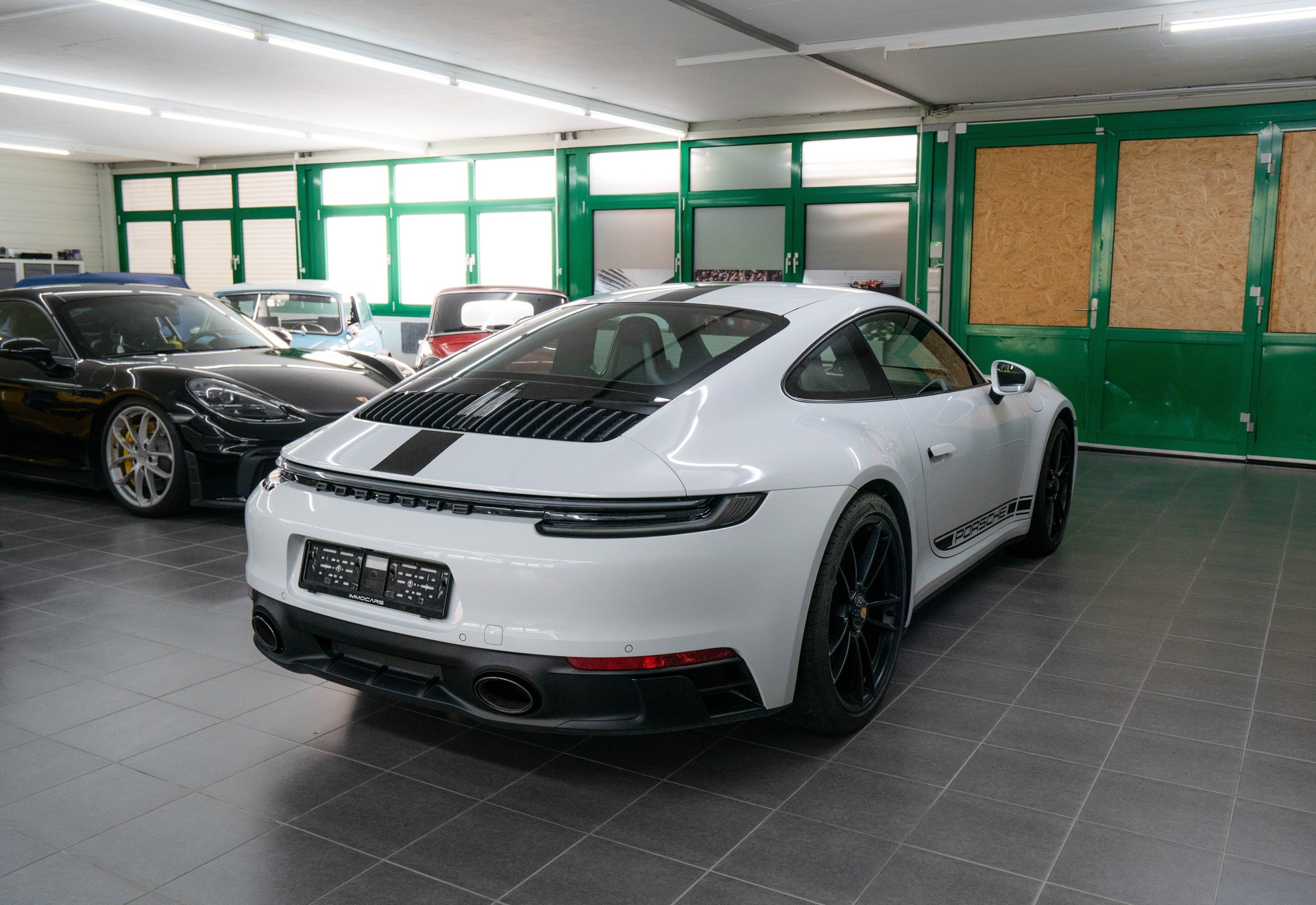 PORSCHE 911 Carrera 4 GTS PDK-image-6