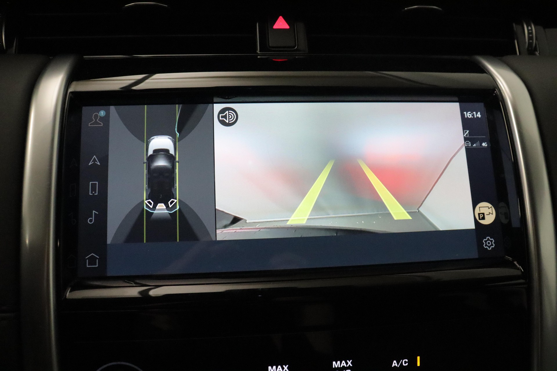 LAND ROVER Discovery Sport 2.0 SD4 200 SE-image-8