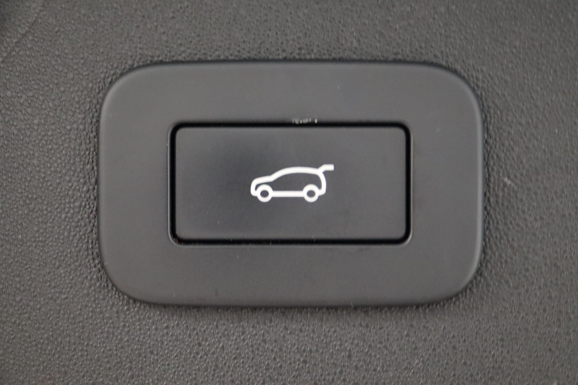 LAND ROVER Discovery Sport 2.0 SD4 200 SE-image-14
