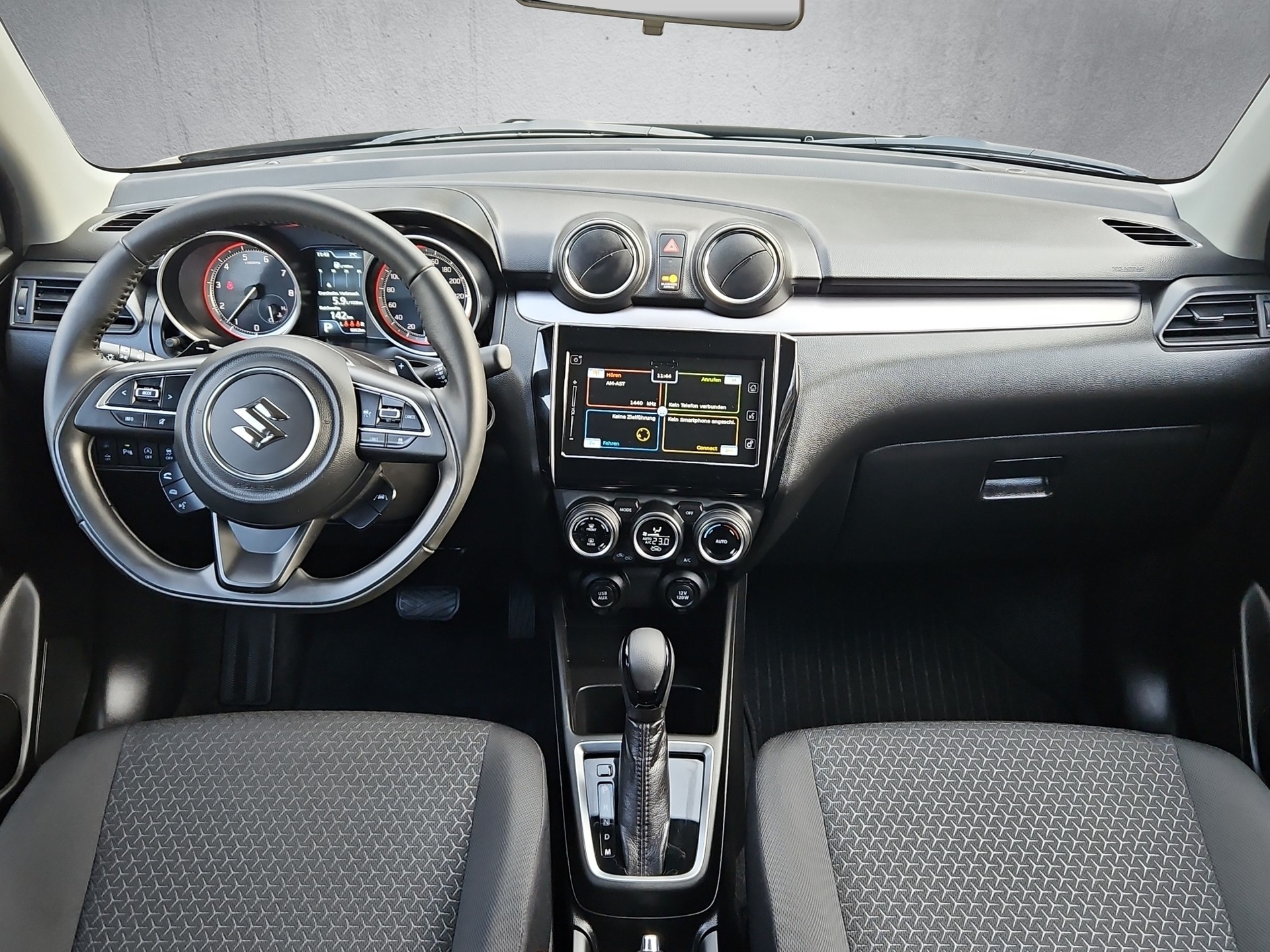 SUZUKI Swift 1.2i Swiss Edition Top Hybrid-image-11