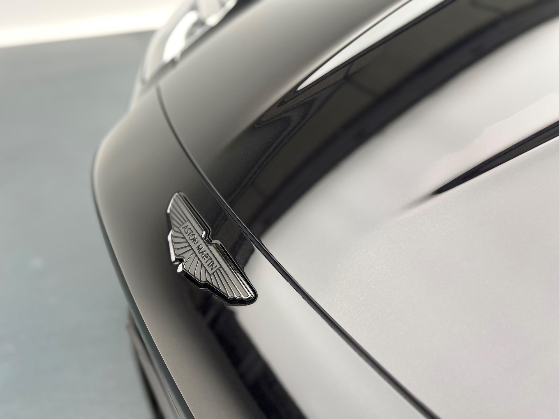 ASTON MARTIN V8 Vantage Coupé 4.0 V8 Bi-Turbo-image-15