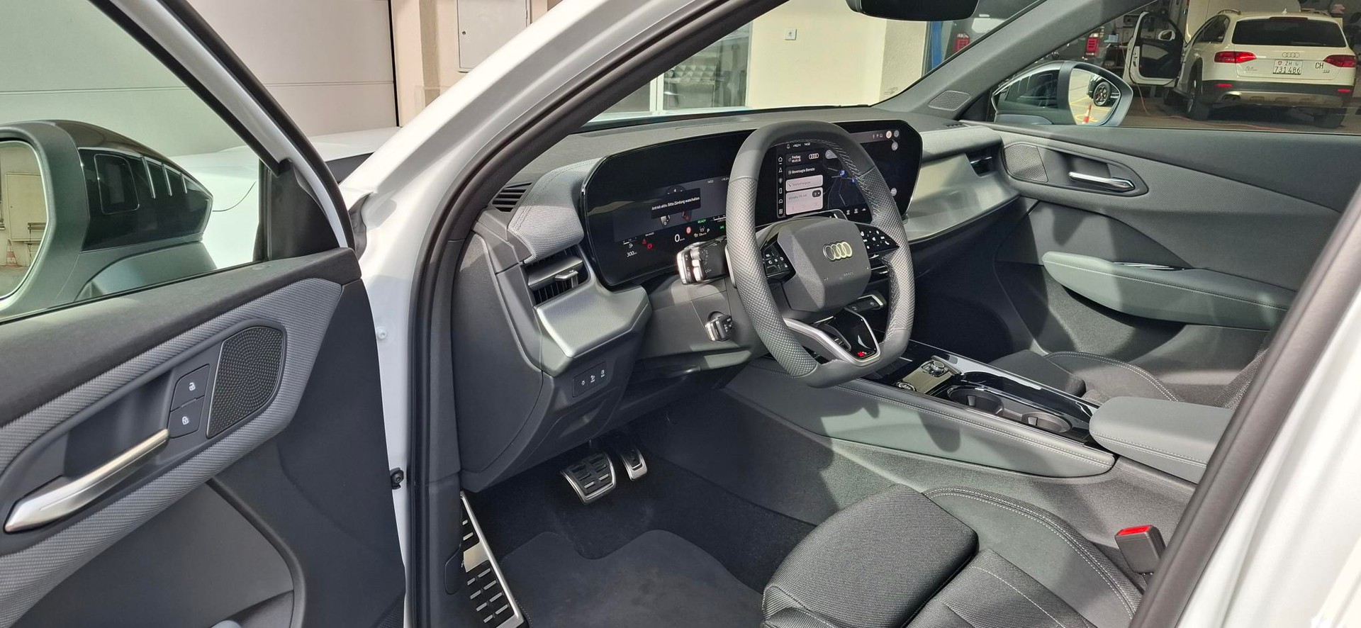 AUDI Q3 SUV 110 kW TFSI S tronic-image-7