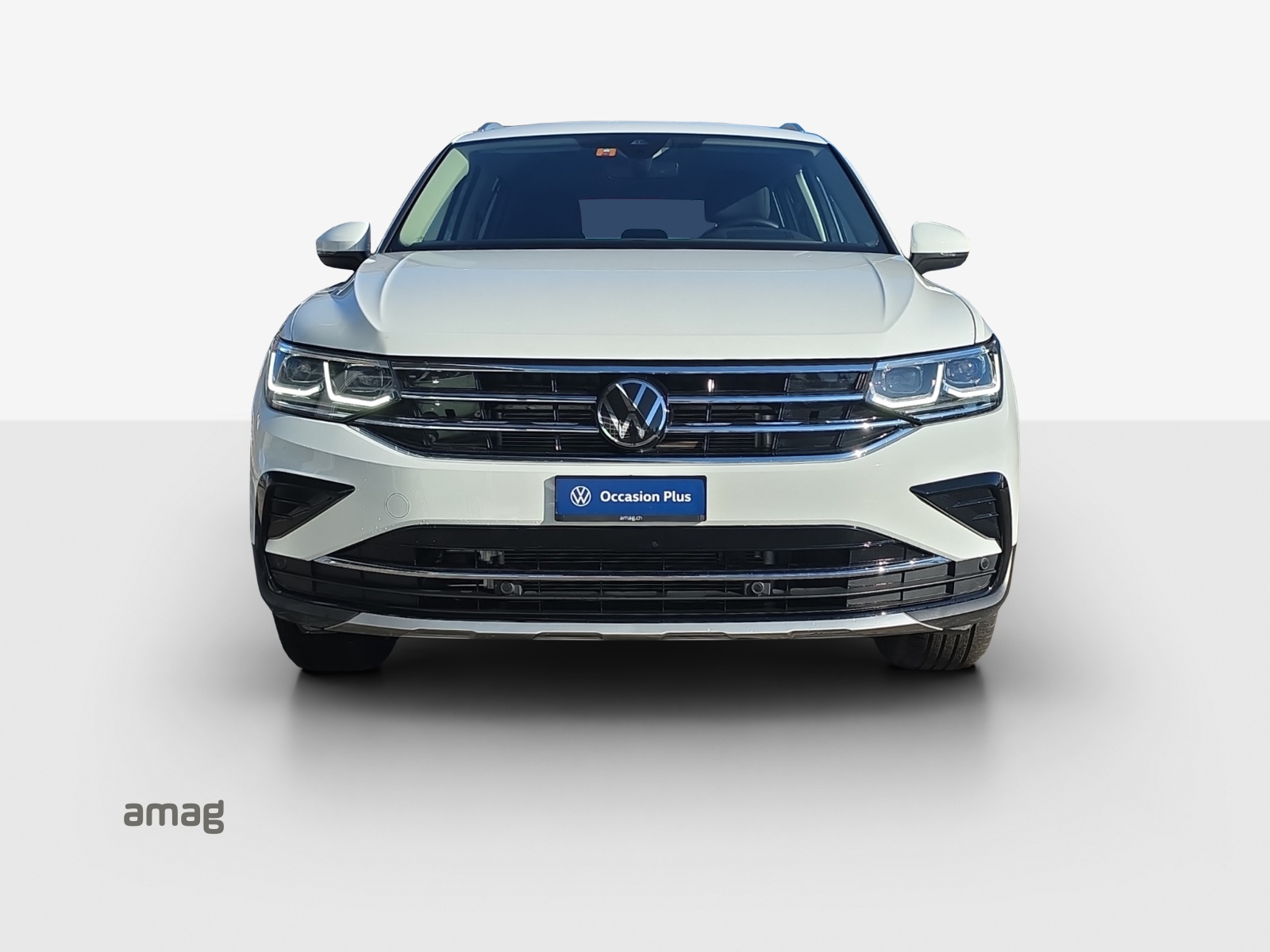 VW Tiguan 2.0 TDI SCR Elegance 4Motion DSG-image-6