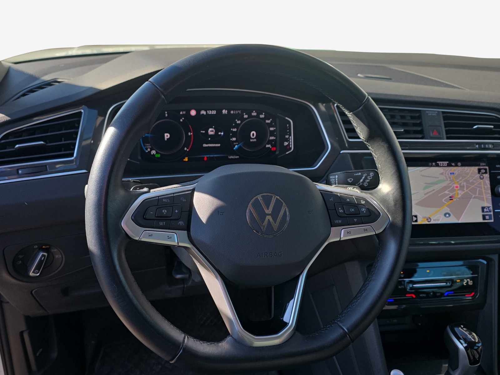 VW Tiguan 2.0 TDI SCR Elegance 4Motion DSG-image-9