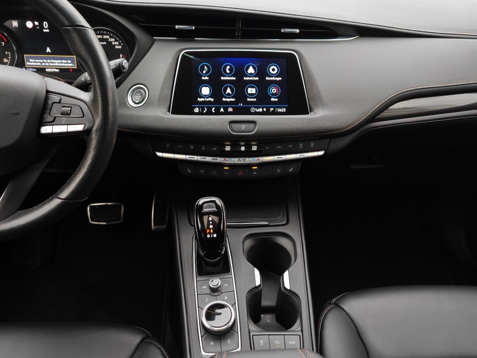 CADILLAC XT4 2.0 T Sport AWD-image-12