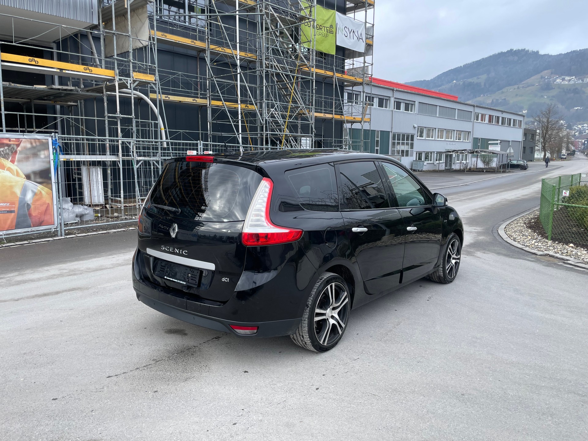 RENAULT Grand Scénic 1.5 dCi Bose EDC-image-4