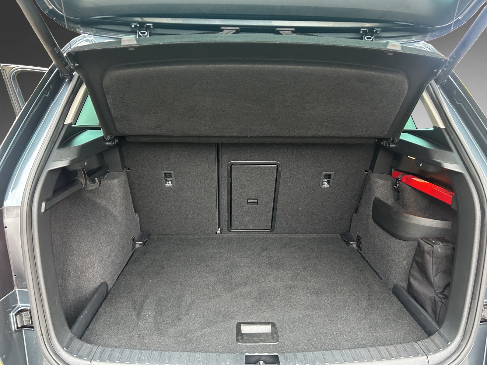 SKODA Karoq 2.0 TDI CR Clever 4x4 DSG-image-9