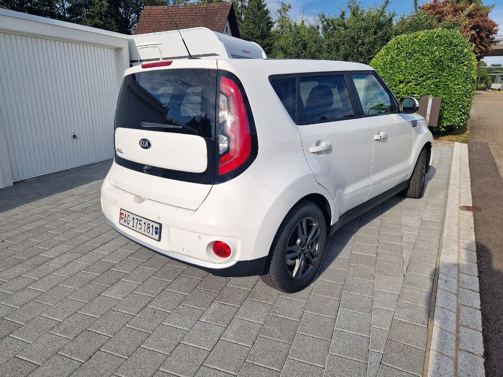 KIA Soul EV Style - mit NEUER HV Batterie!-image-2