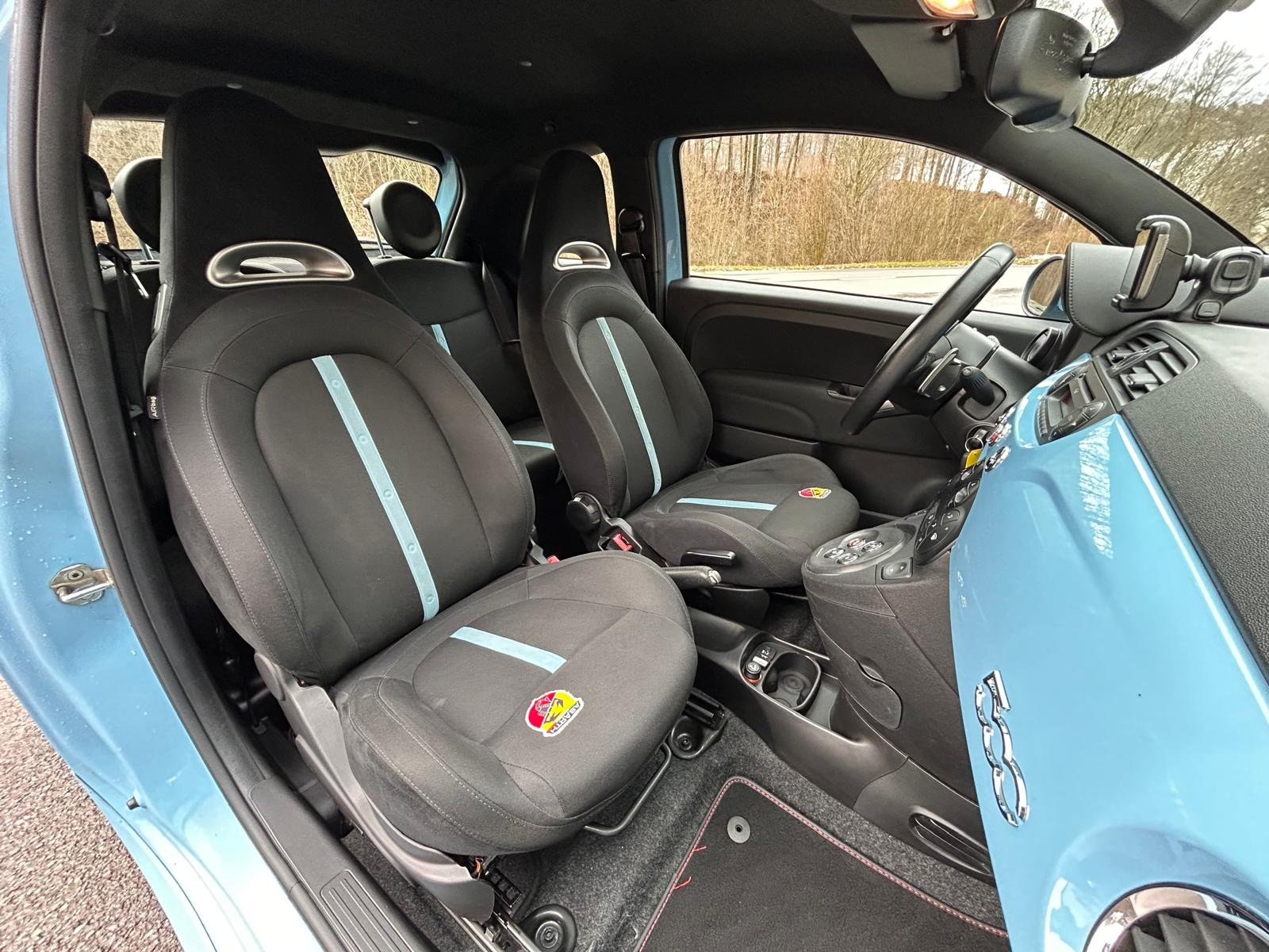 FIAT 500 1.4 16V Turbo Abarth Dualogic-image-10