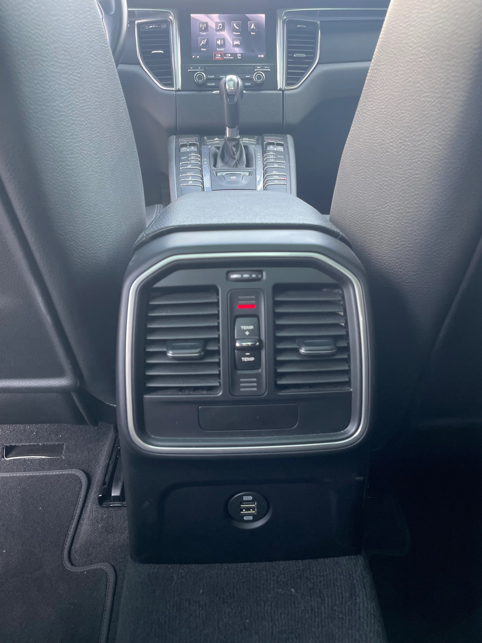 PORSCHE Macan PDK-image-13