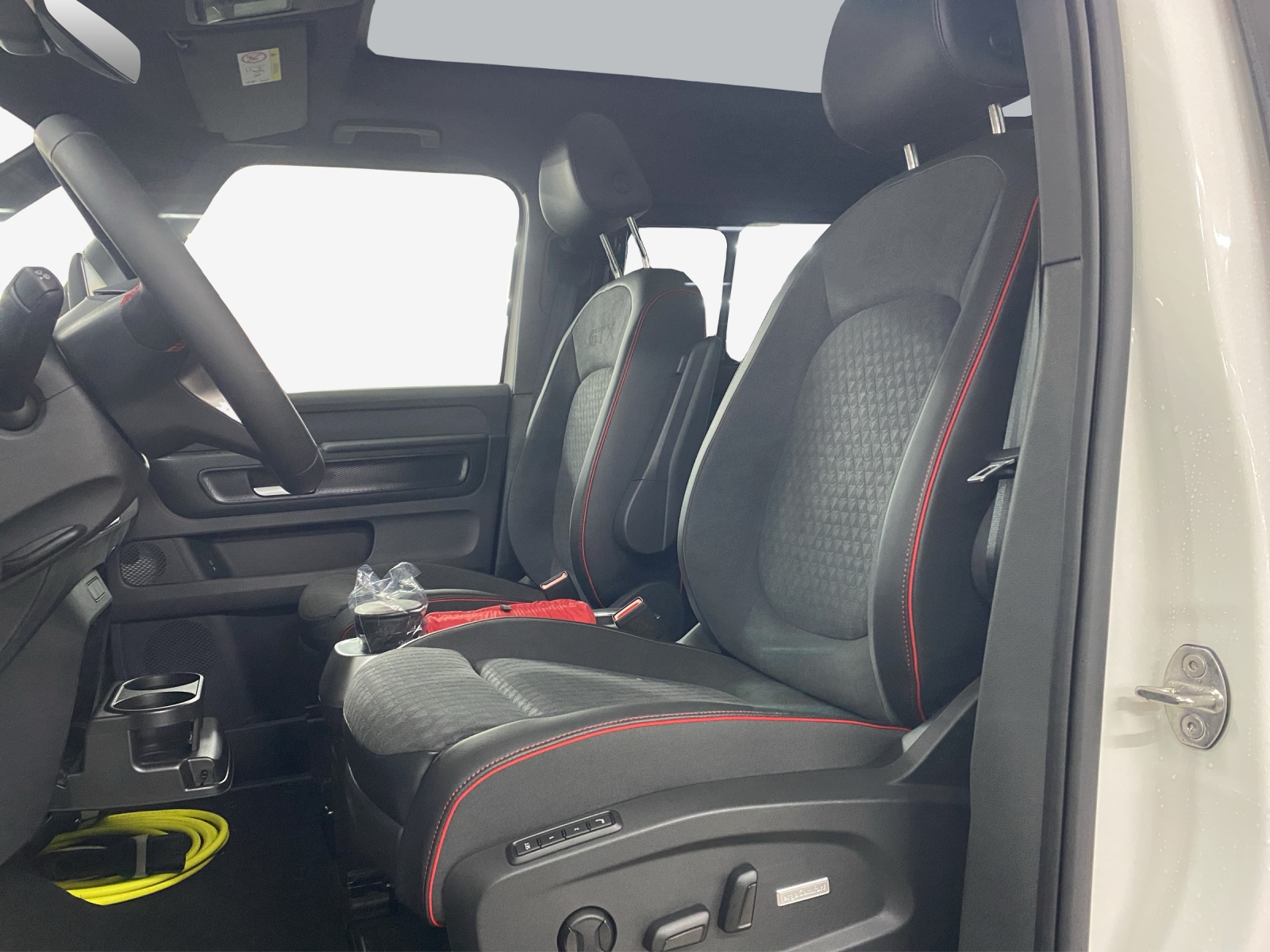 VW ID.Buzz NWB GTX 4 Motion-image-7