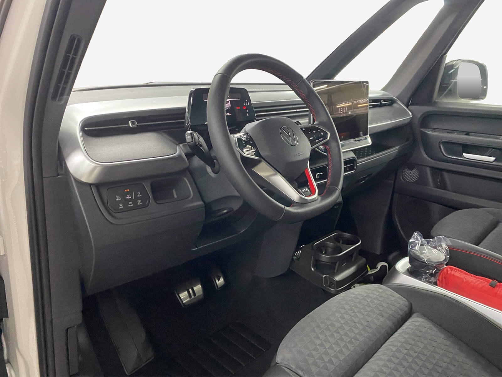 VW ID.Buzz NWB GTX 4 Motion-image-14