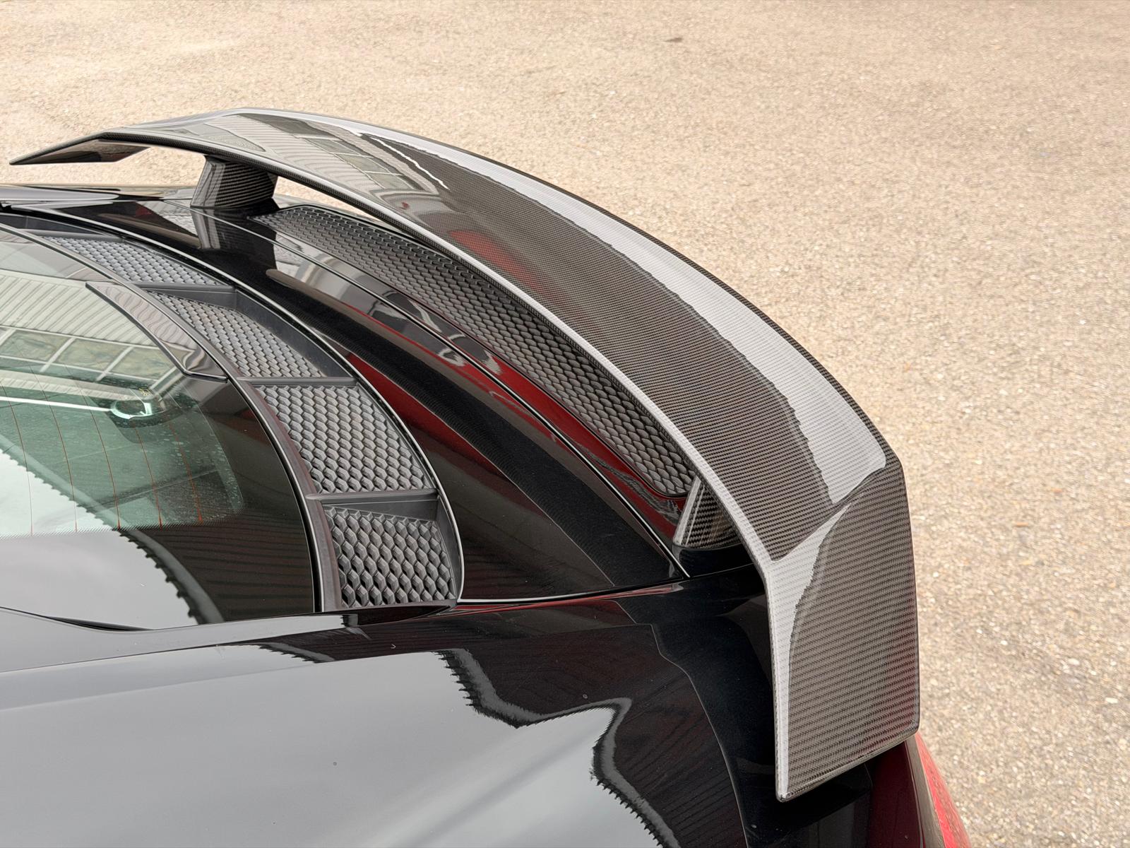 AUDI R8 Coupé 5.2 plus S-Tronic **Voll Carbon**-image-16