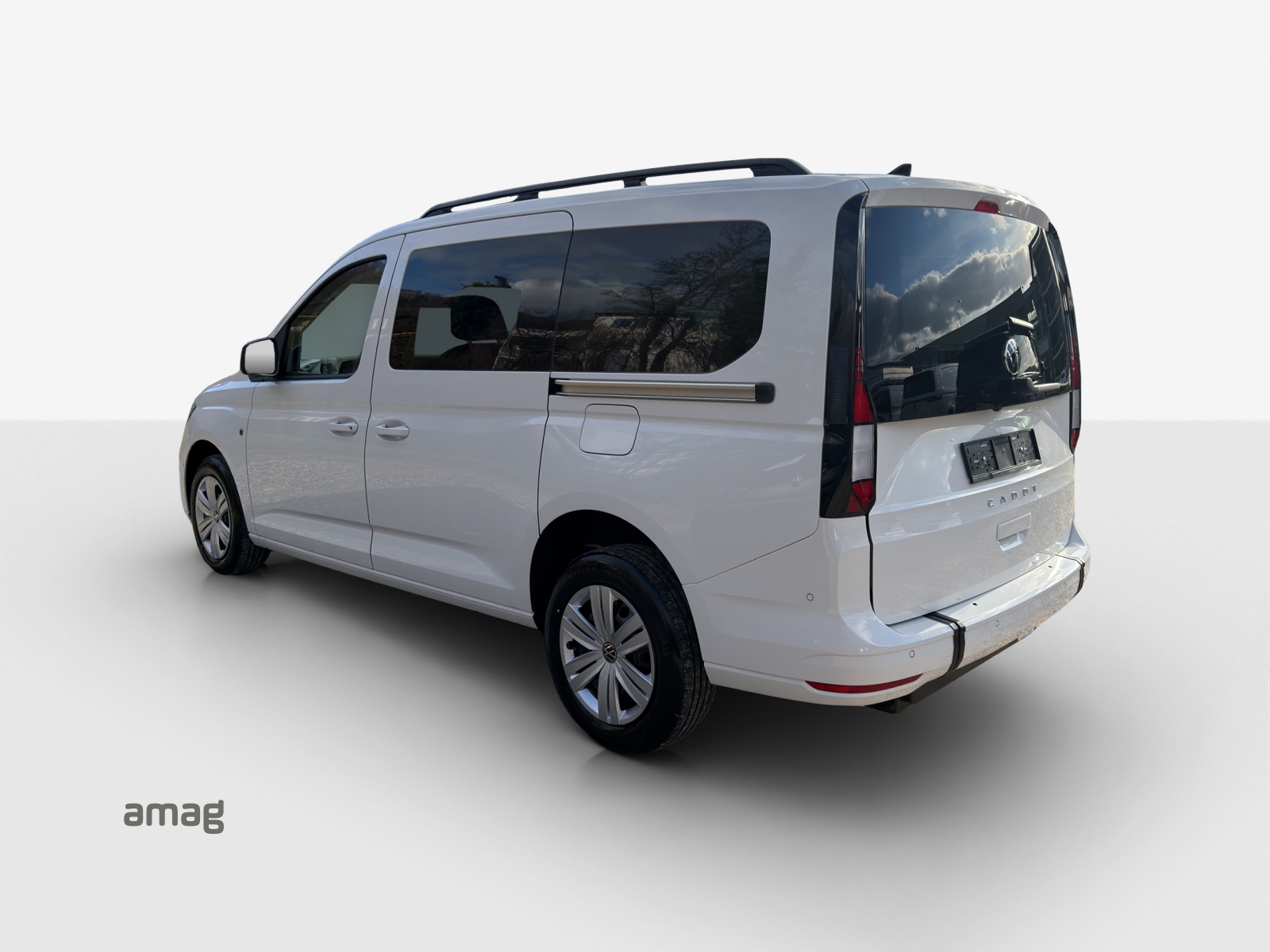 VW Caddy Maxi 1.5 TSI Liberty DSG-image-2