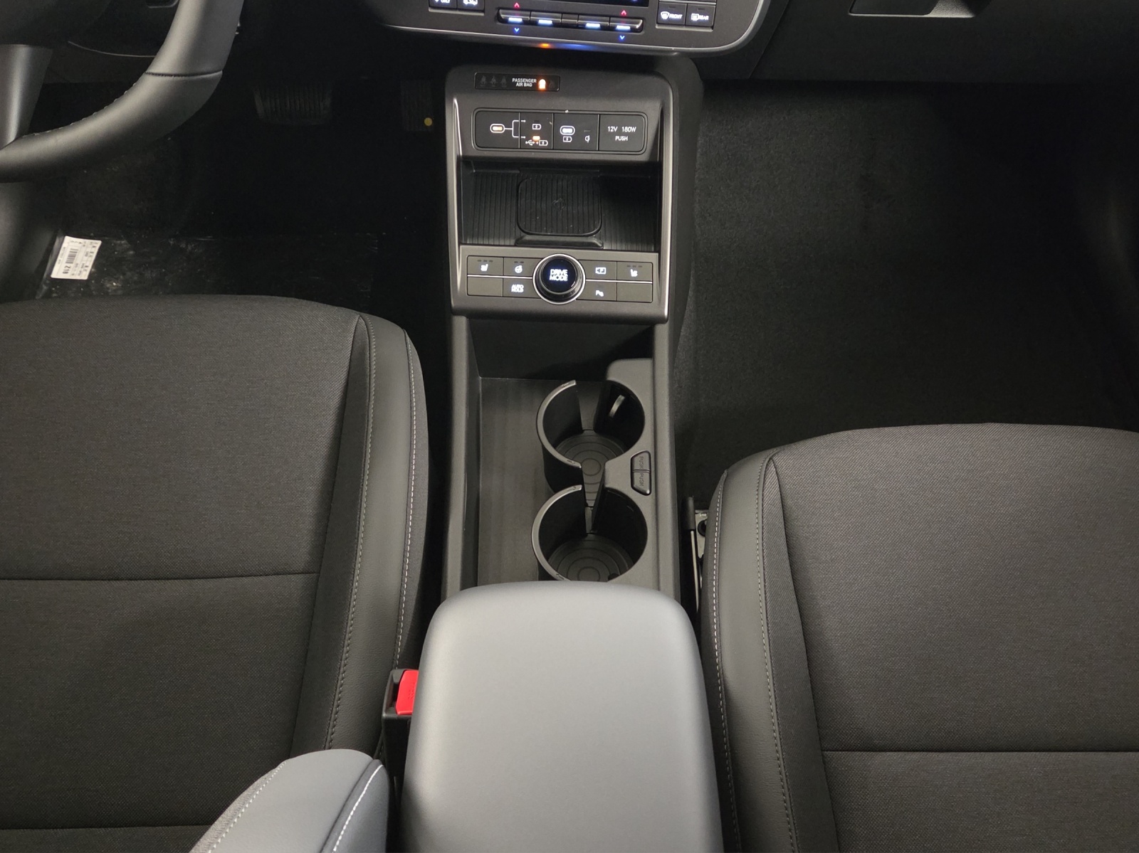 HYUNDAI Kona 1.6 GDi HEV Amplia DCT-image-15