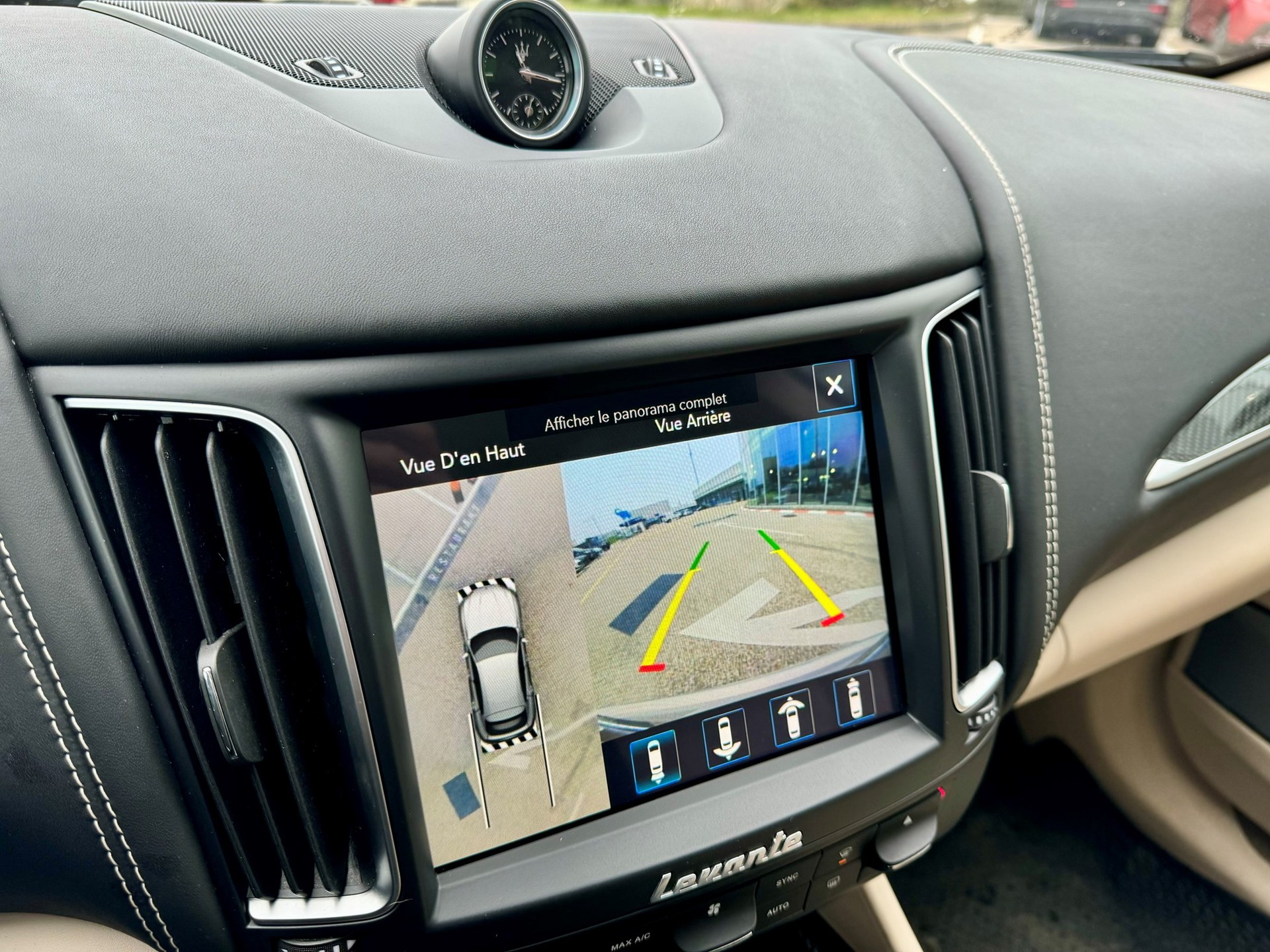 MASERATI Levante S 3.0 V6 Automatica-image-10
