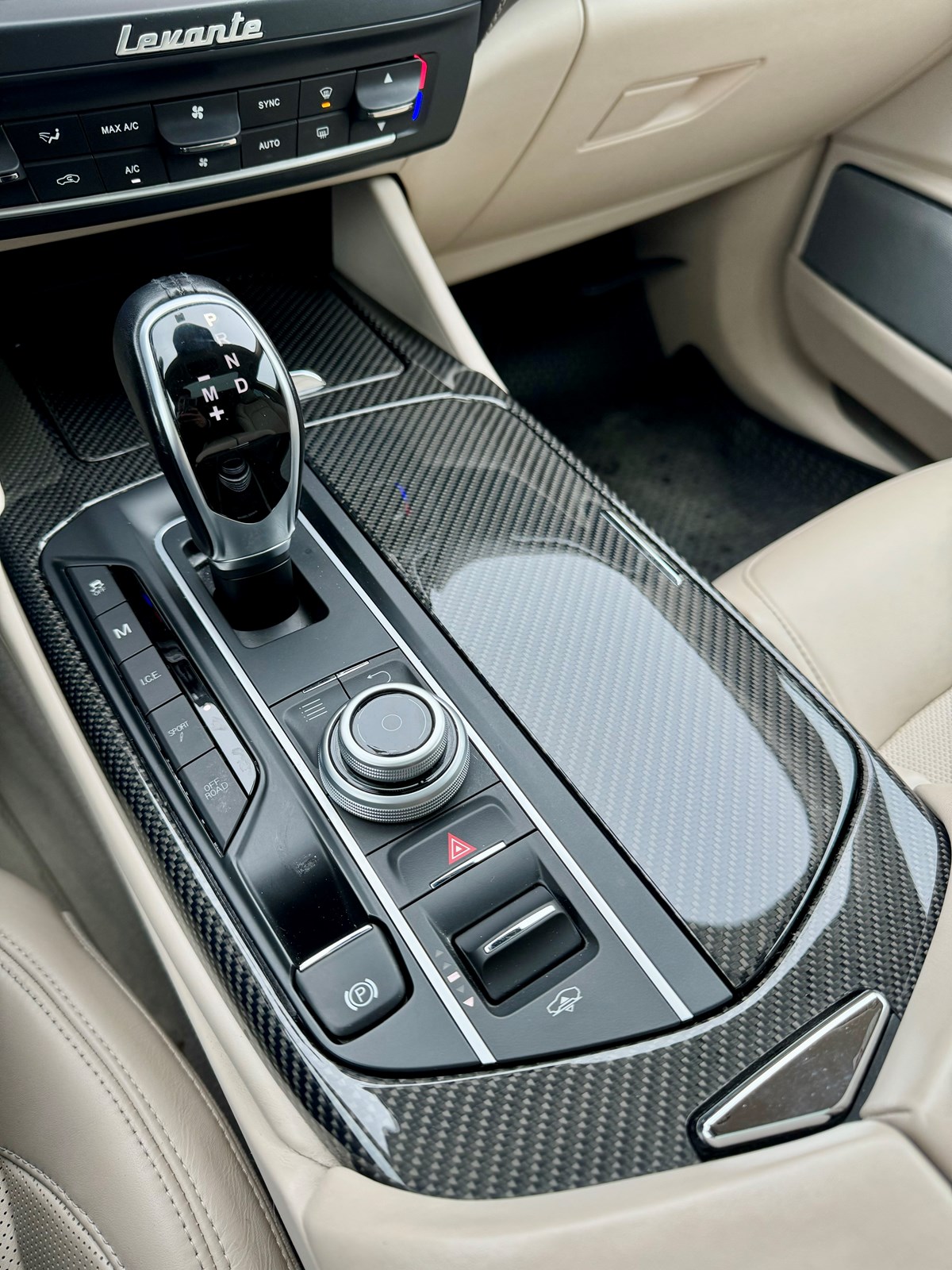 MASERATI Levante S 3.0 V6 Automatica-image-11
