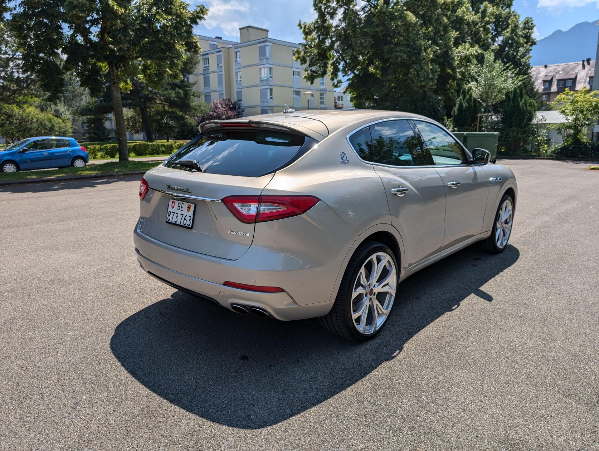 MASERATI Levante S 3.0 V6 Automatica-image-1