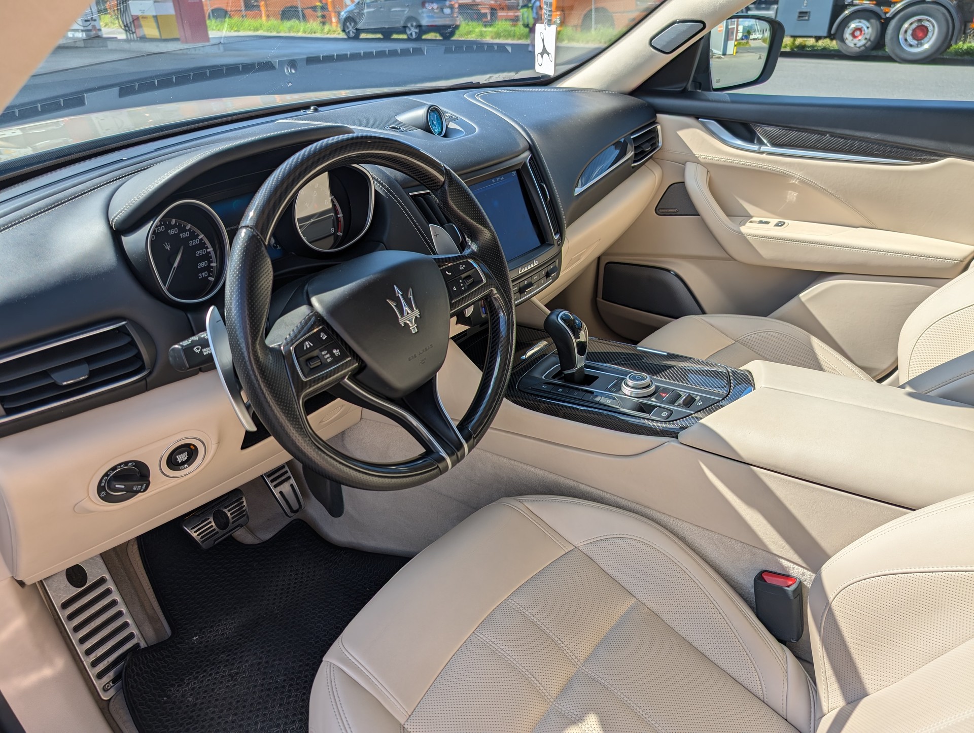 MASERATI Levante S 3.0 V6 Automatica-image-2