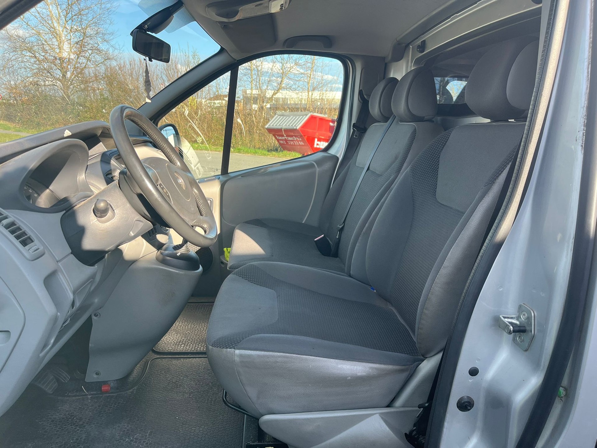 OPEL Vivaro 2.0 CDTI ecoFLEX 2.9t L2H1 Easytronic-image-8