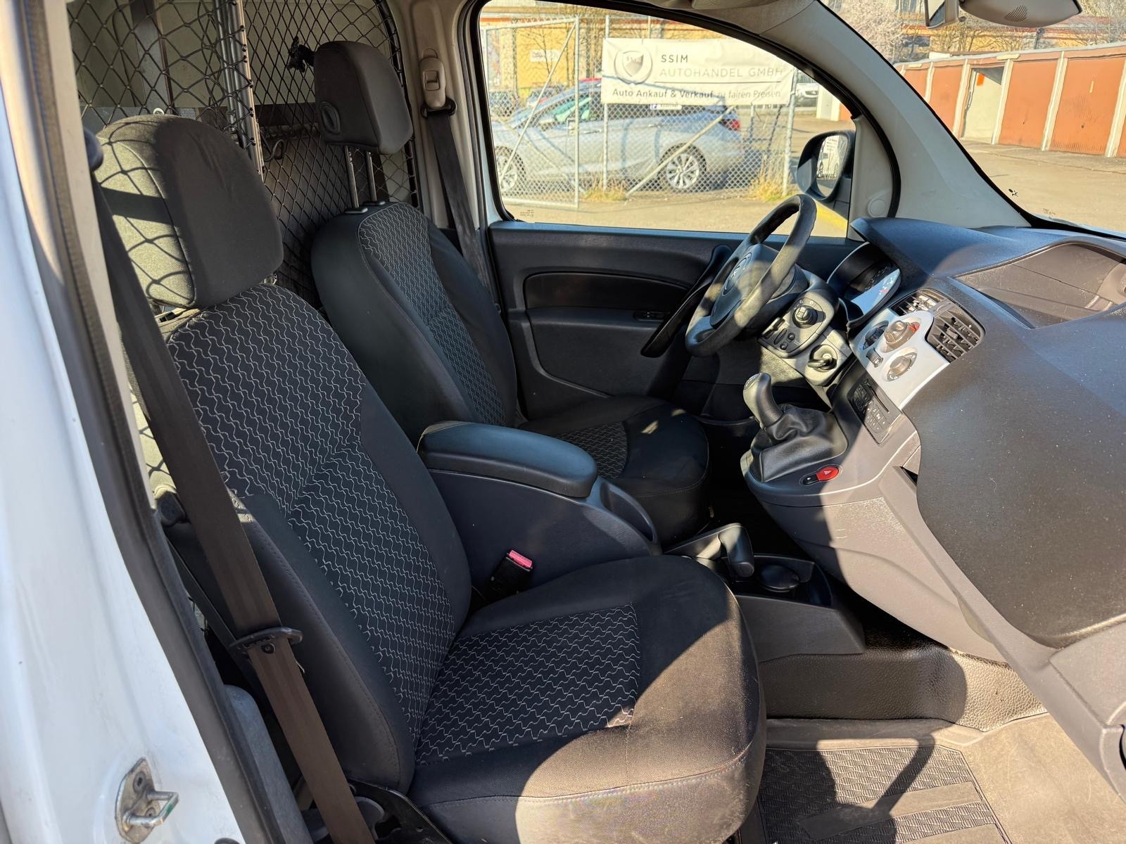 RENAULT Kangoo Maxi dCi 90 2 Plätze / 2 places-image-10