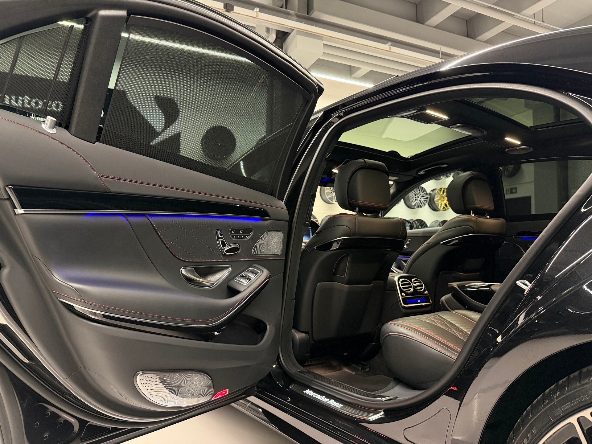 MERCEDES-BENZ S 400 d AMG Line 4matic lang (NP CHF 191'340)-image-18
