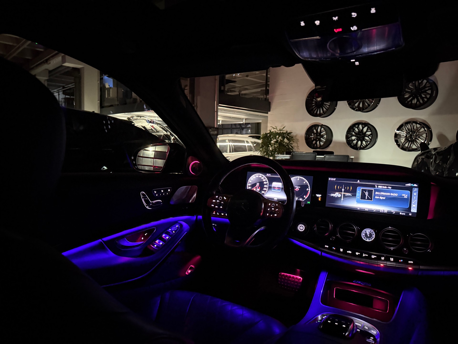 MERCEDES-BENZ S 400 d AMG Line 4matic lang (NP CHF 191'340)-image-29