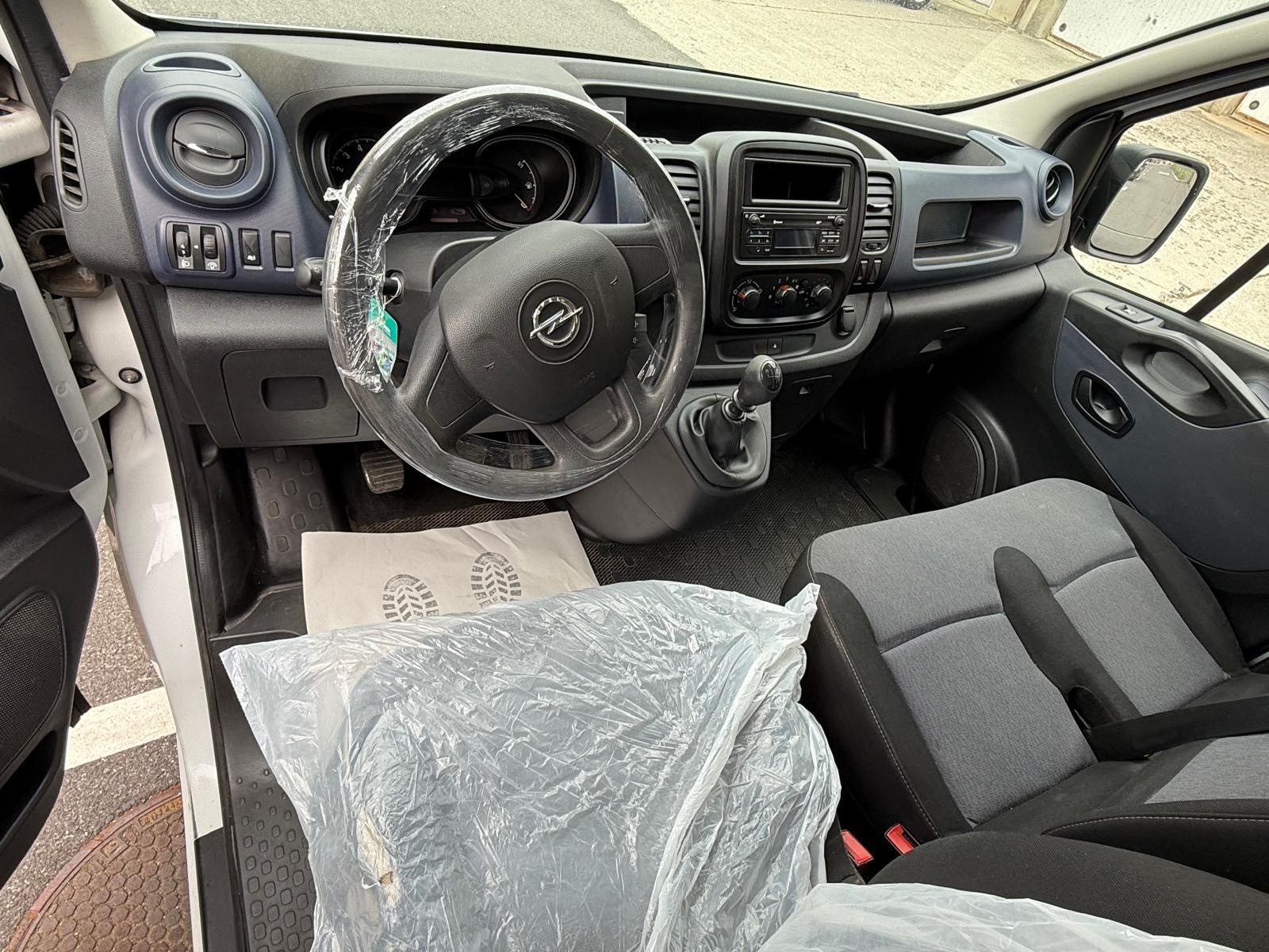 OPEL Vivaro 1.6 CDTI 2.7t L1H1-image-7