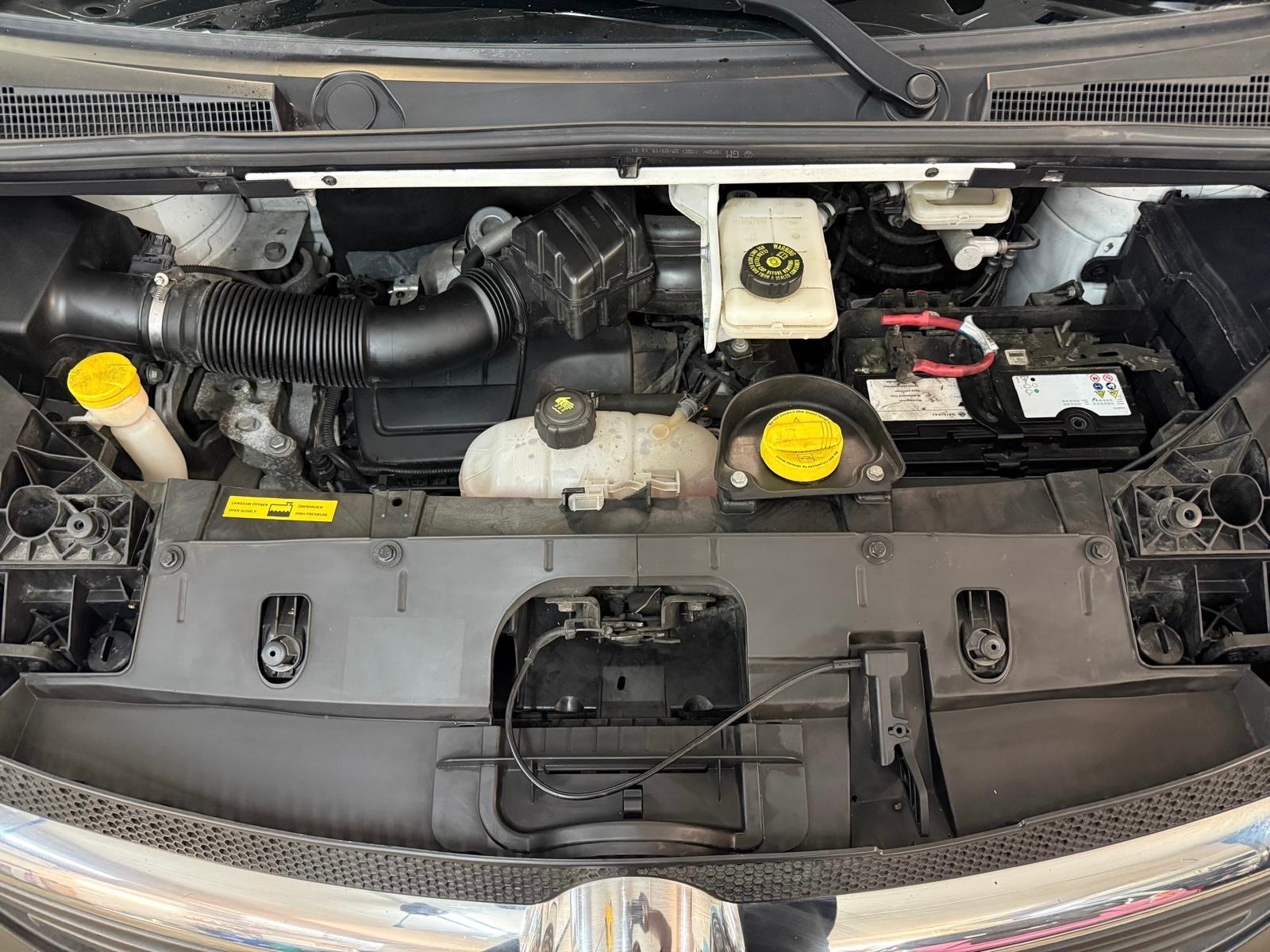 OPEL Vivaro 1.6 CDTI 2.7t L1H1-image-12