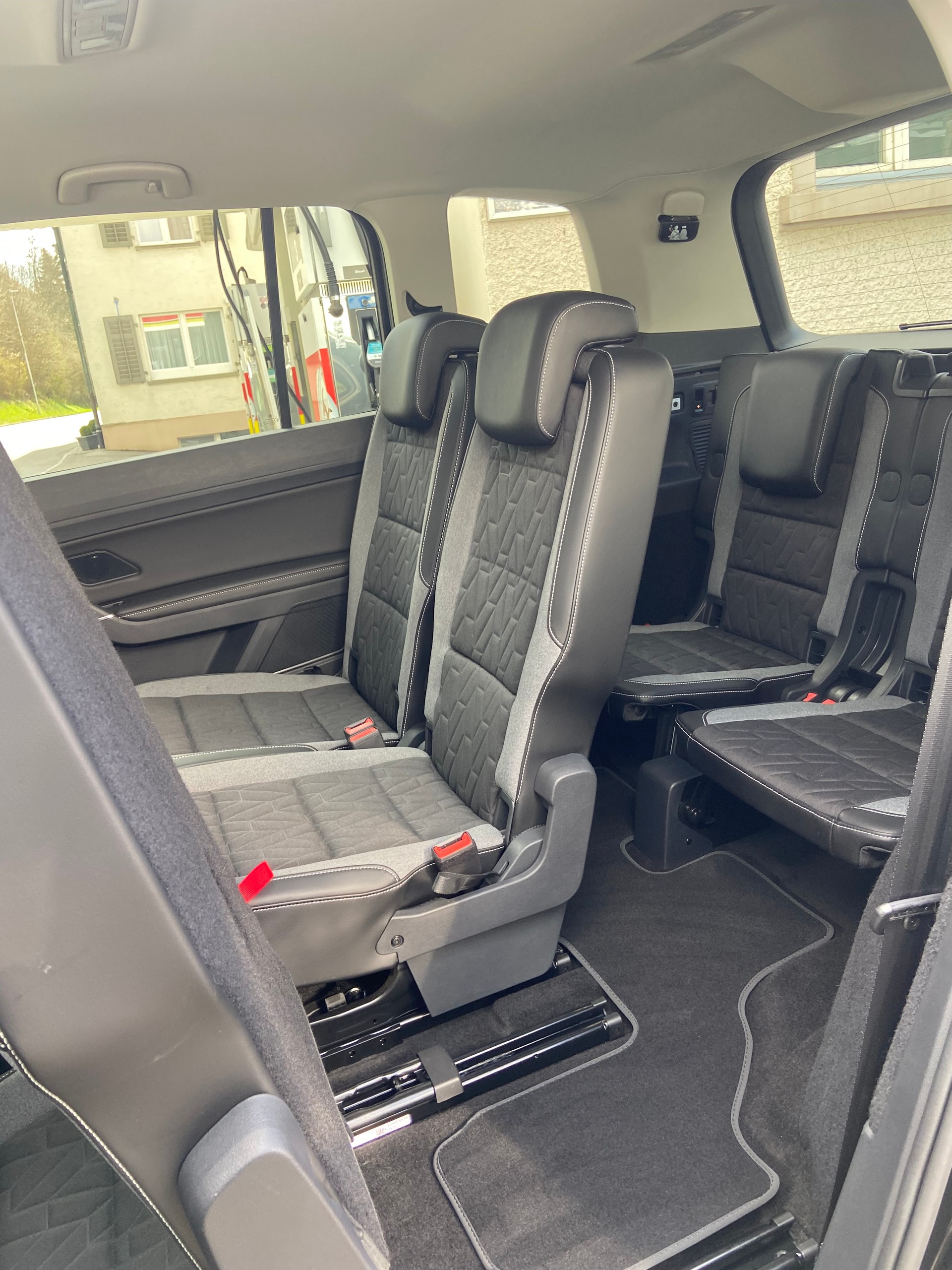 VW Touran 1.5 TSI EVO Comfortline DSG-image-9