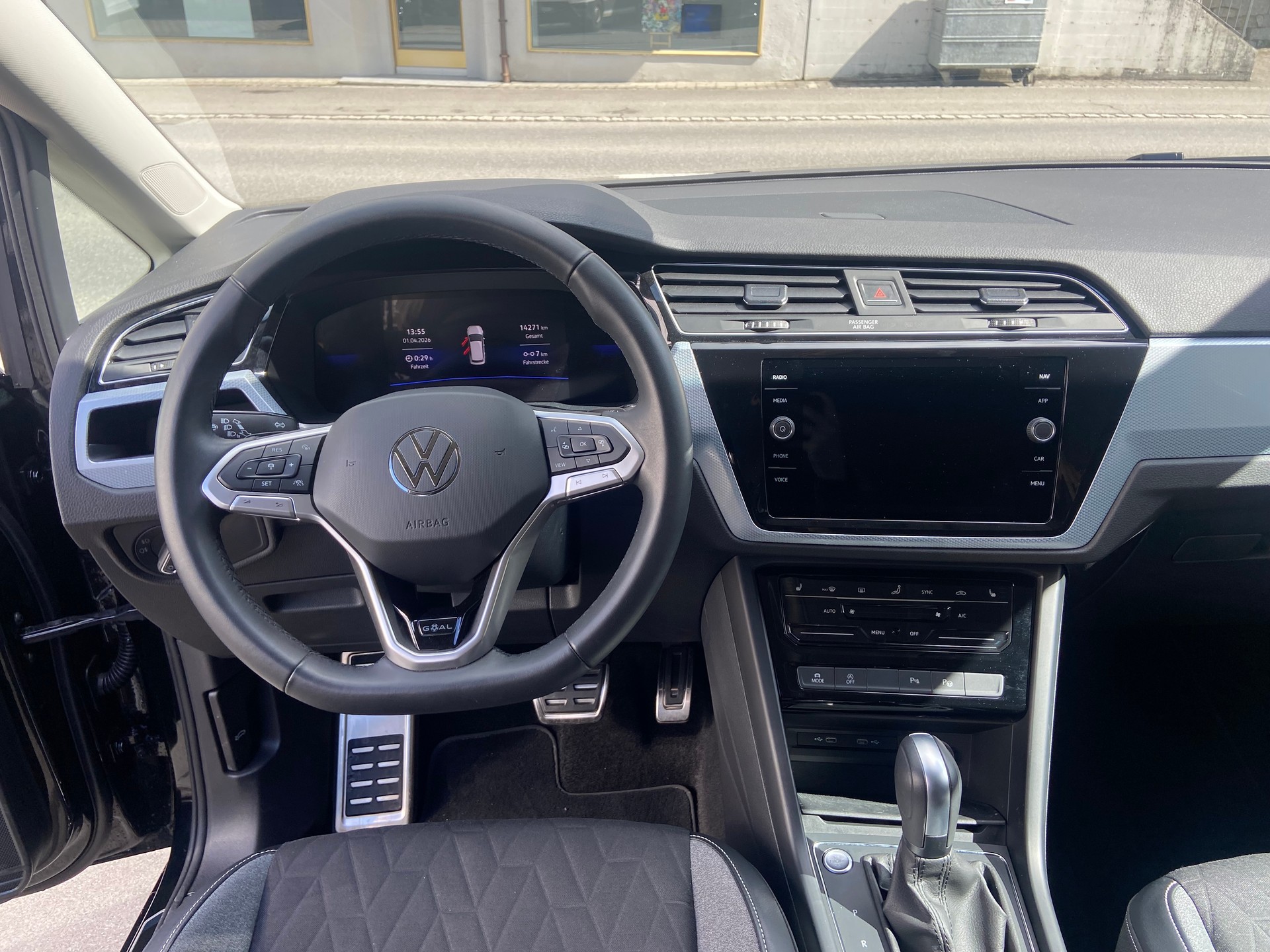 VW Touran 1.5 TSI EVO Comfortline DSG-image-7