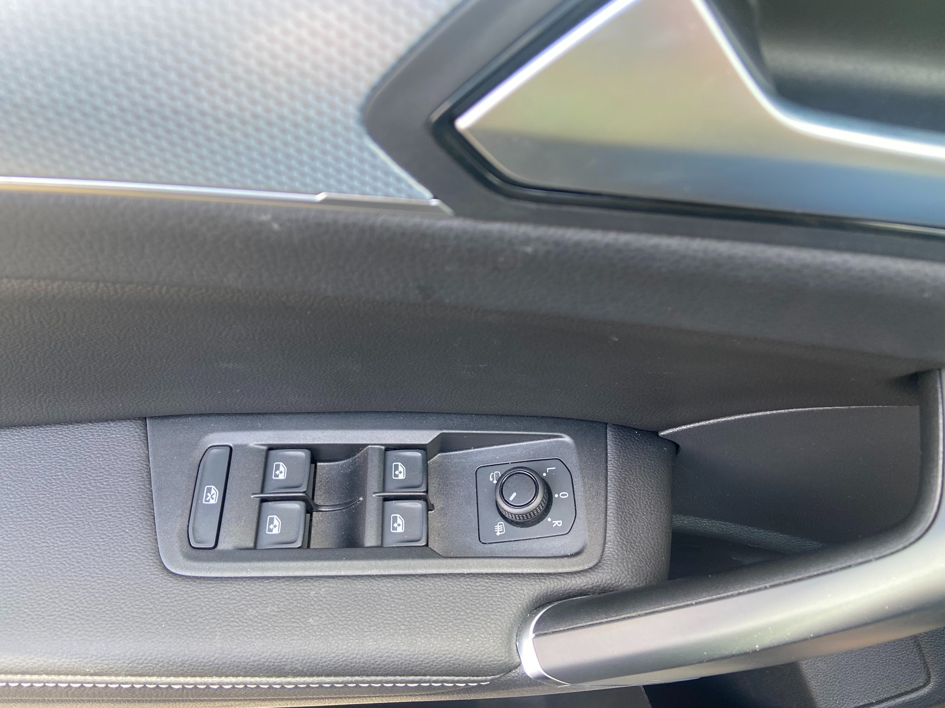 VW Touran 1.5 TSI EVO Comfortline DSG-image-17