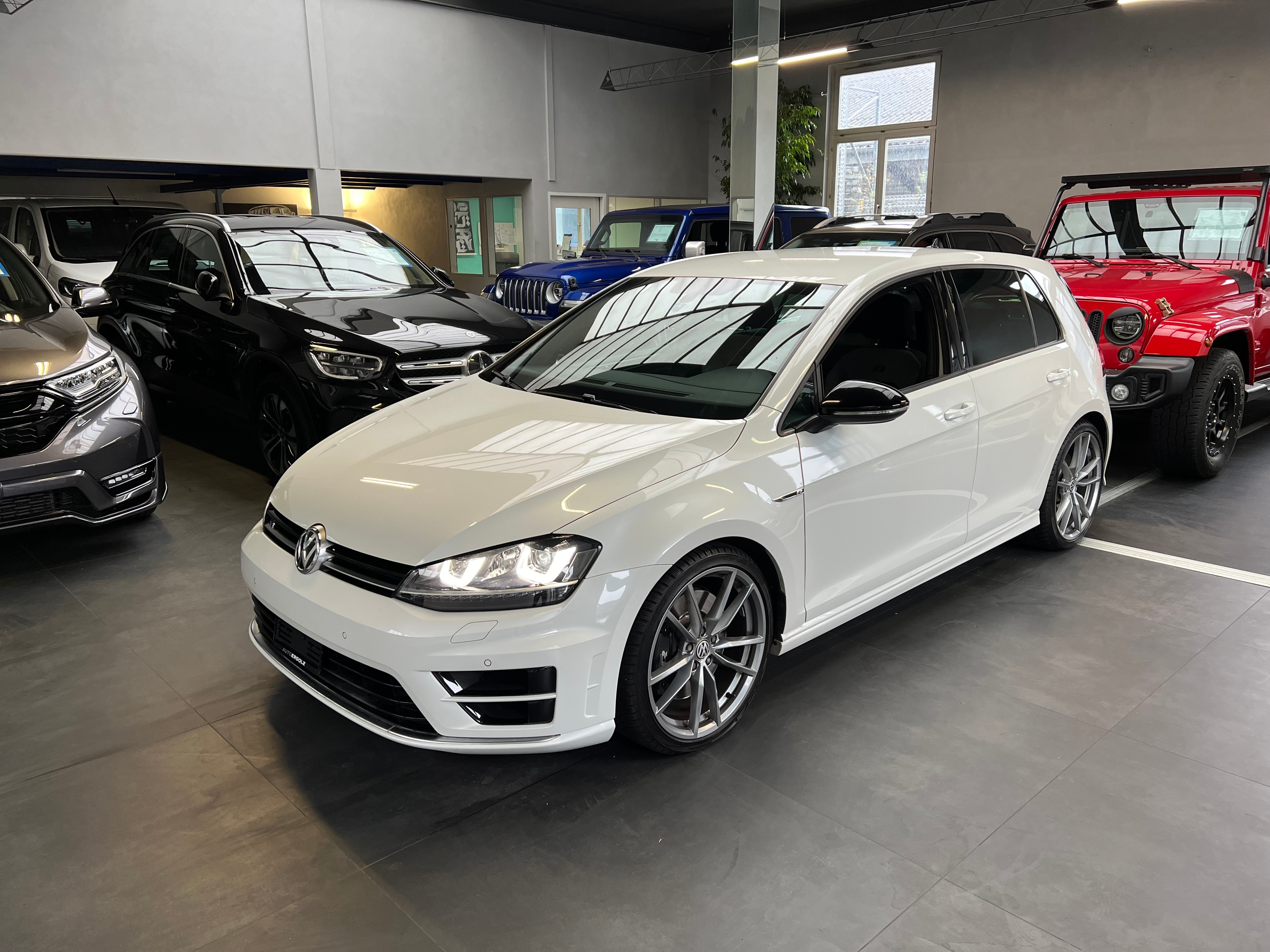 Car photo